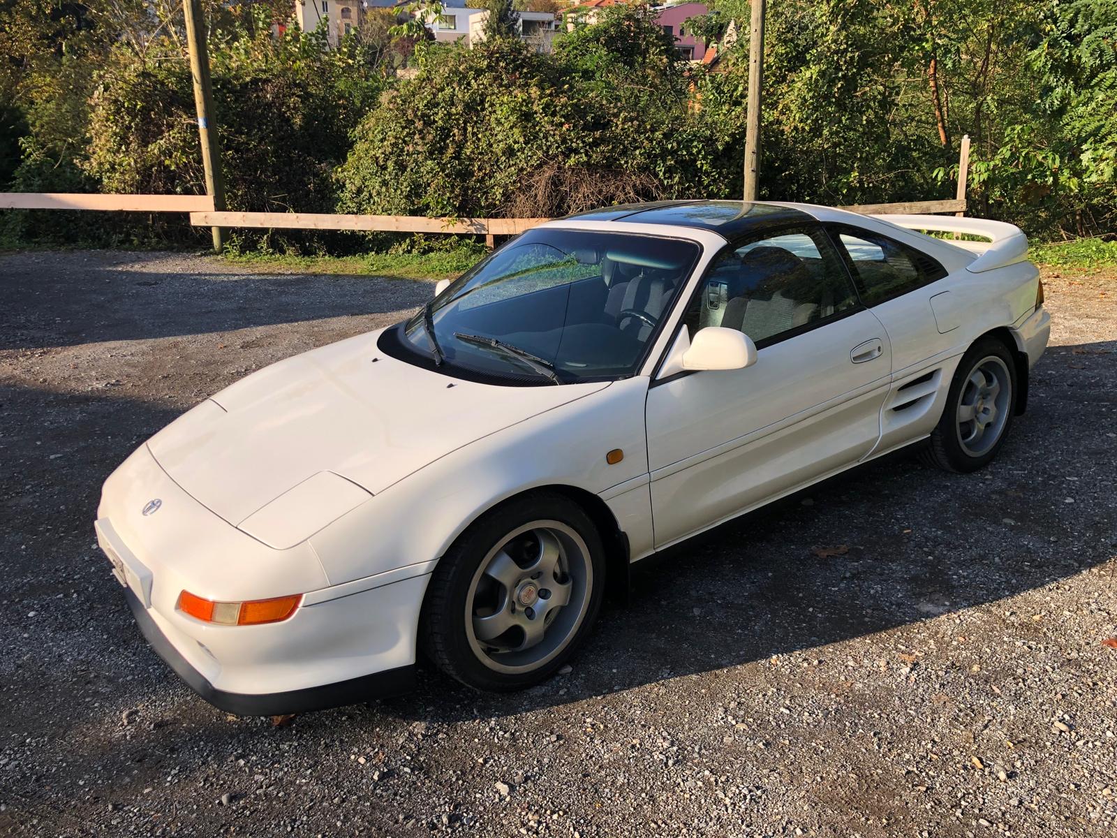 TOYOTA MR2 2.0