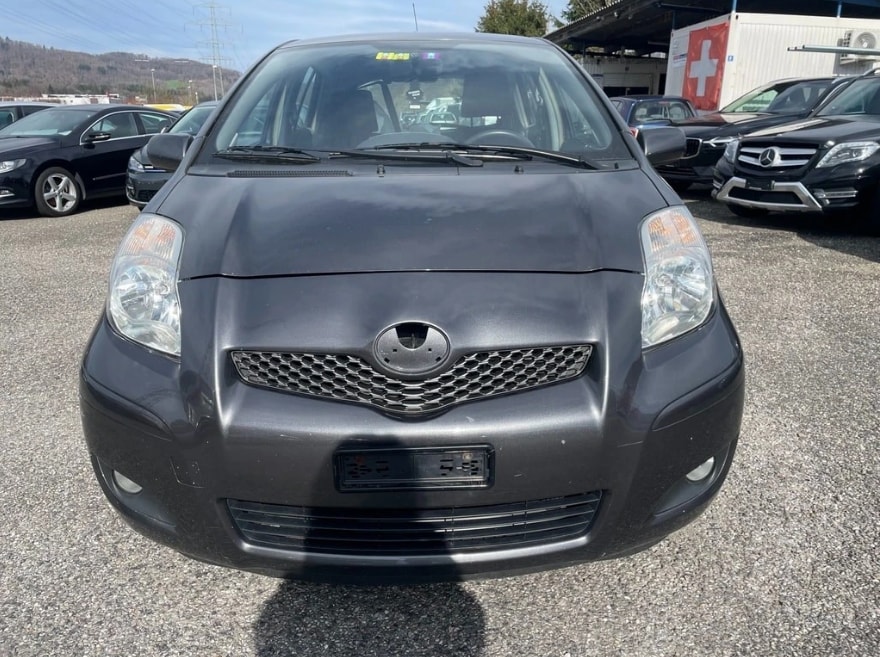 TOYOTA Yaris 1.33 Linea Luna Multimode