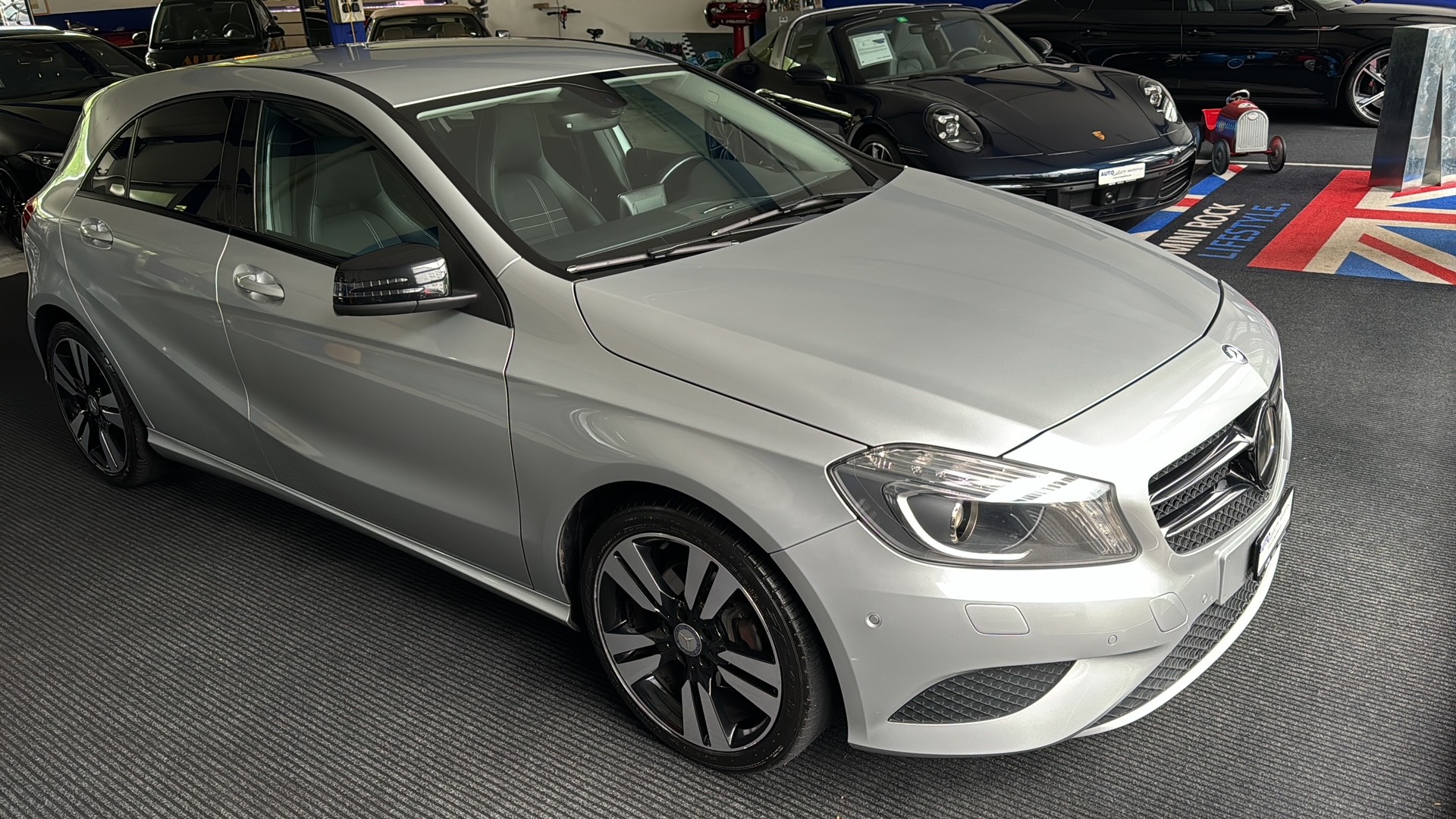 MERCEDES-BENZ A 220 CDI Style 7G-DCT