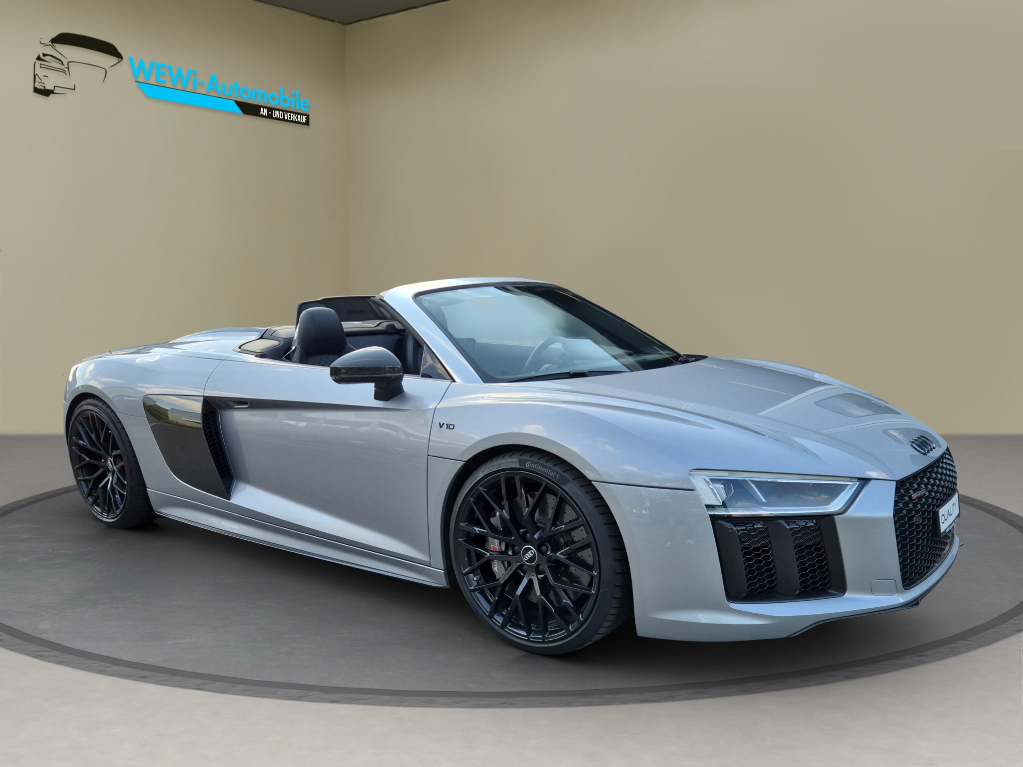 AUDI R8 Spyder 5.2 plus S-Tronic