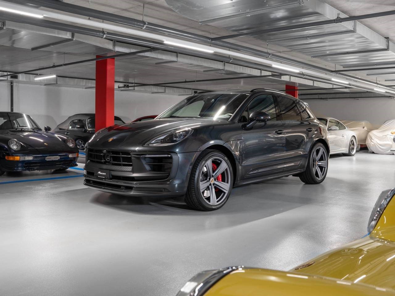 PORSCHE MACAN GTS