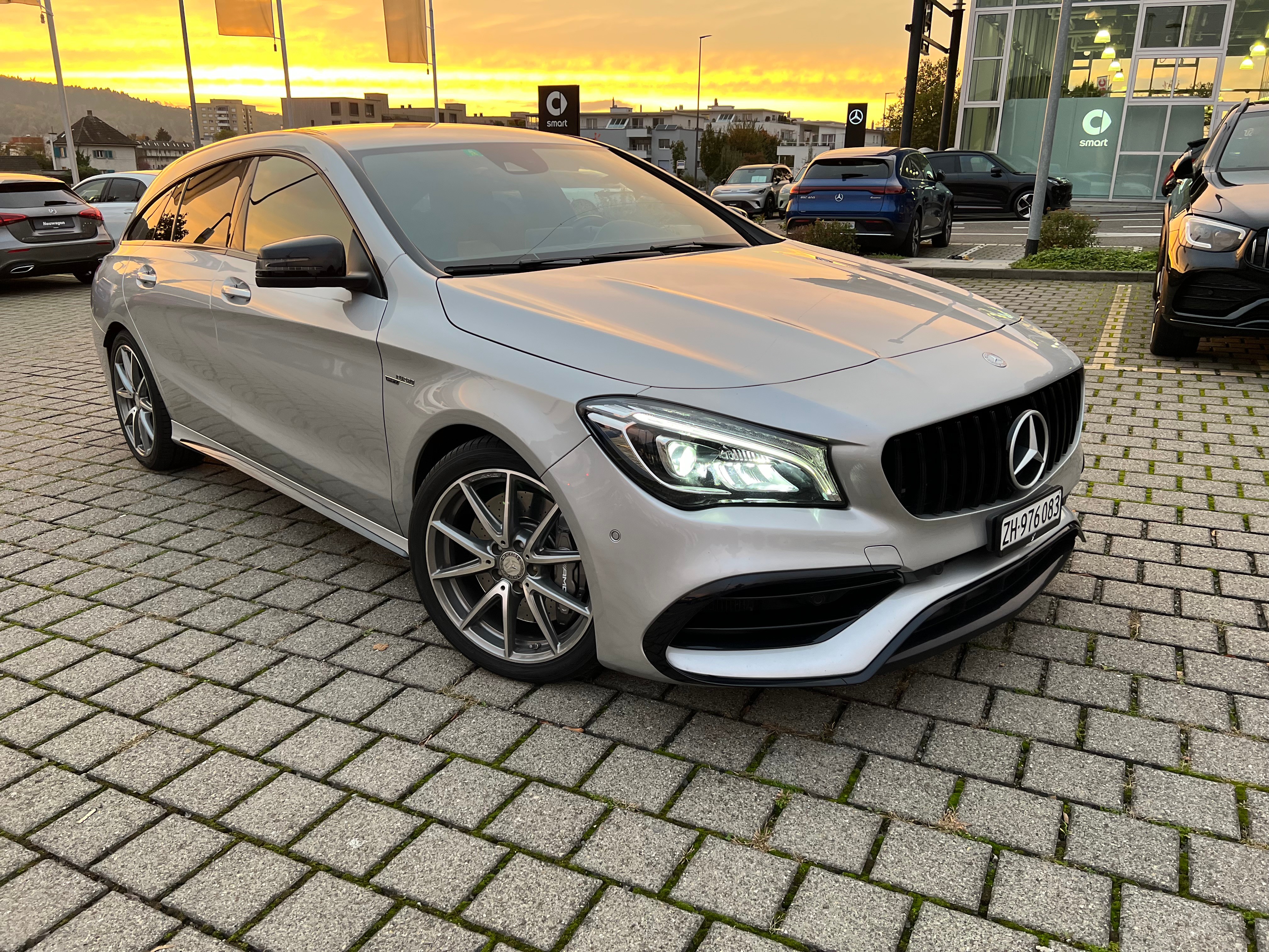 MERCEDES-BENZ CLA Shooting Brake 45 AMG 4Matic Speedshift