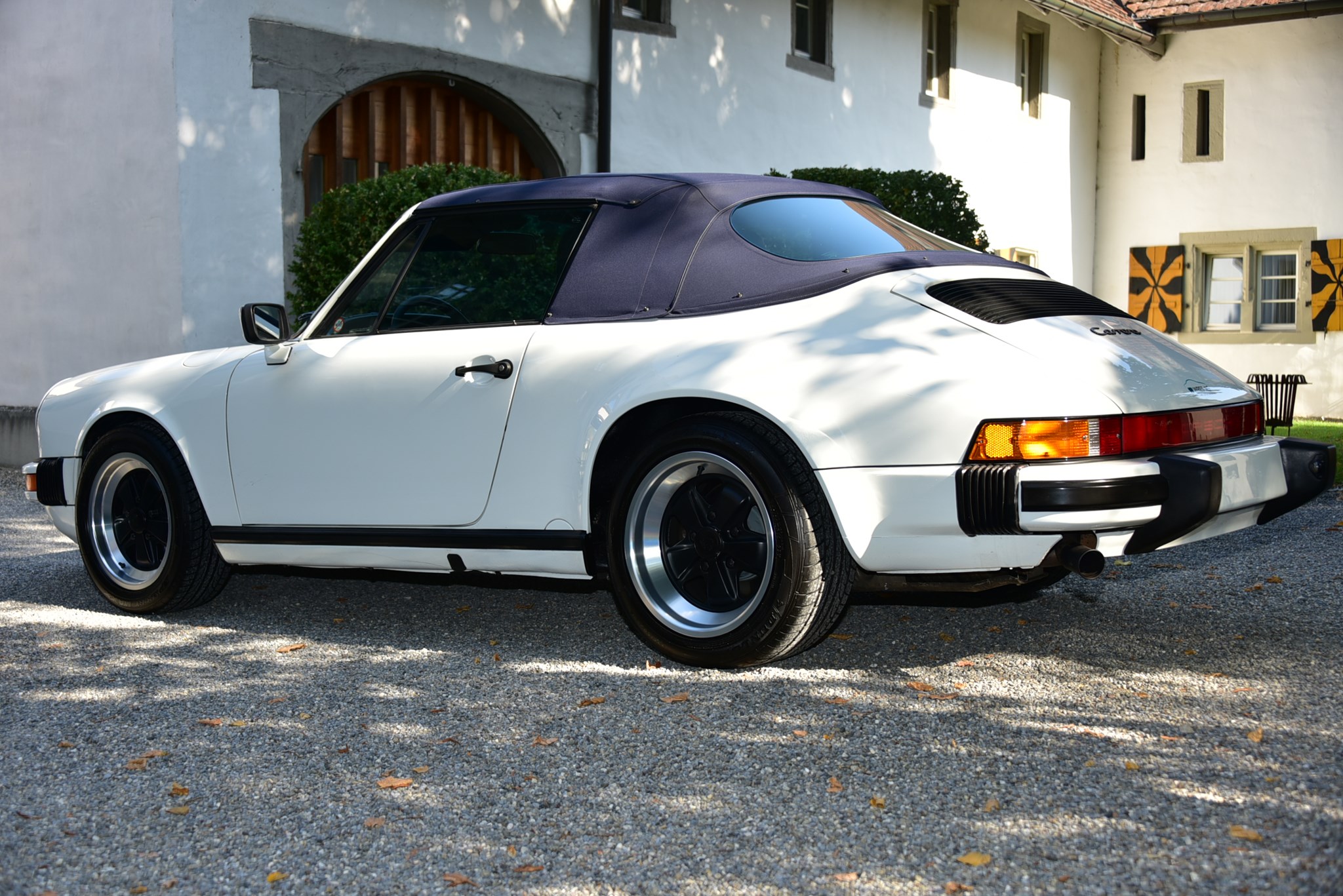 PORSCHE 911 Carrera Cabrio