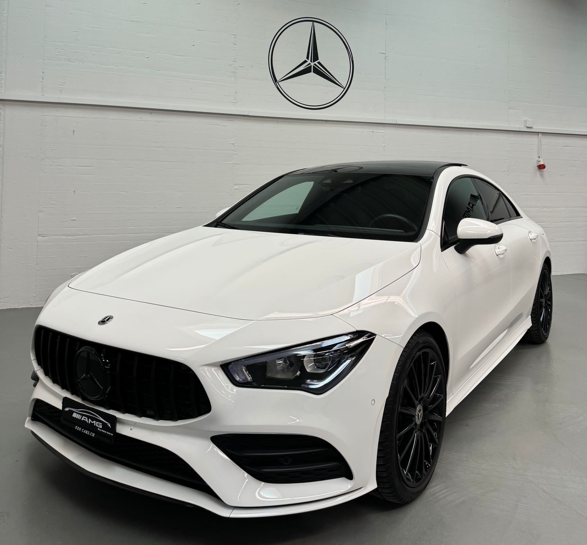 MERCEDES-BENZ CLA 200 (CLA 45 AMG Optik ) Limited White Black Performance Einzelstück Aktionleasing ab 399.- 5Jahre od. 200TKM G