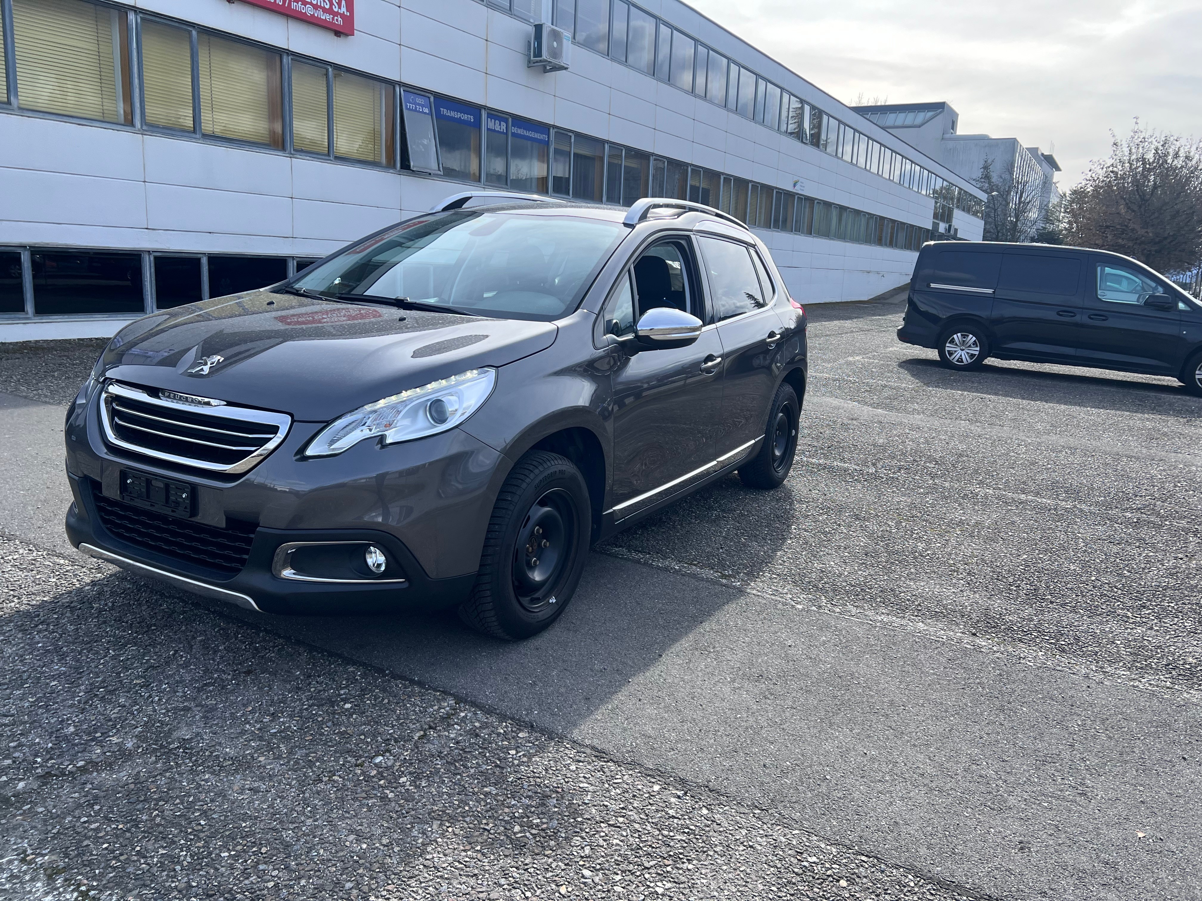 PEUGEOT 2008 1.2 PureTech Active