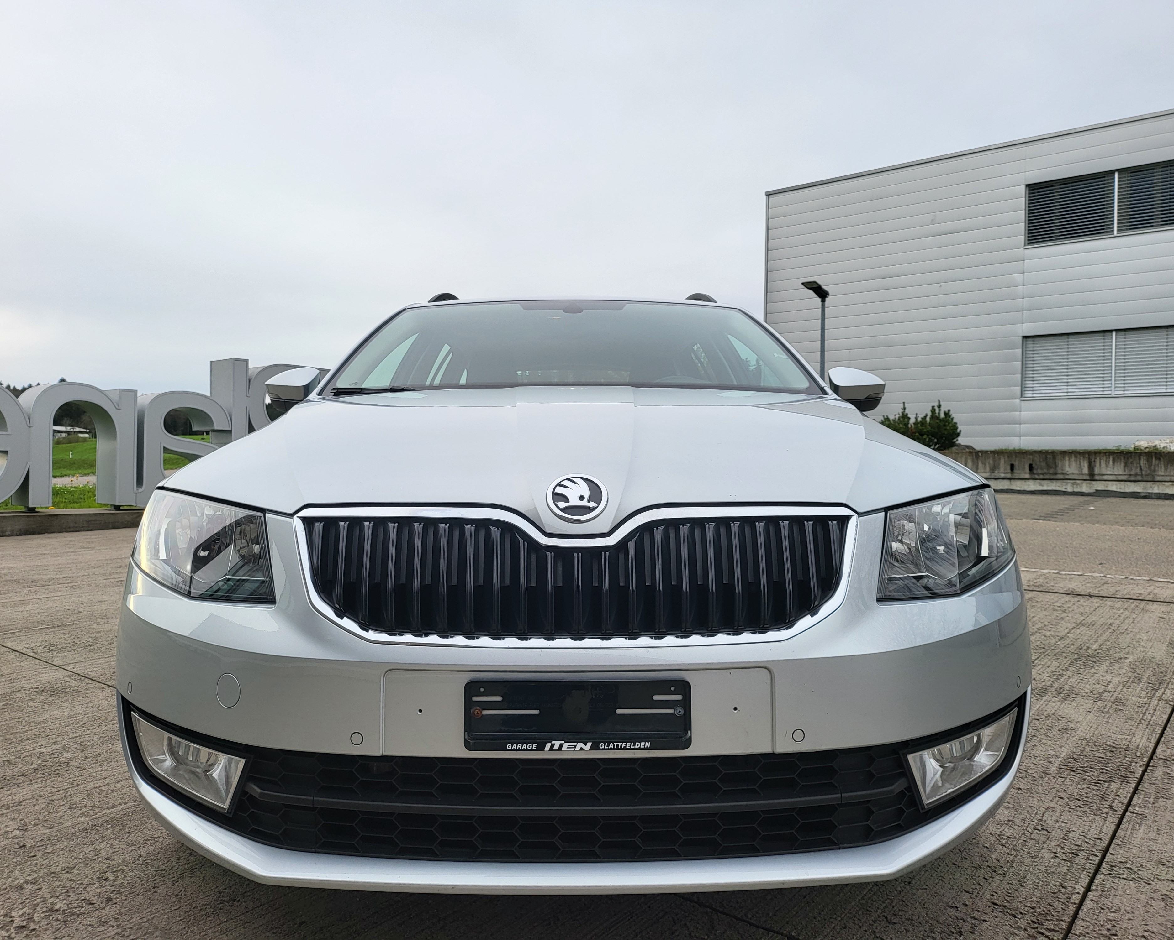 SKODA Octavia Combi 1.4 TSI Ambition DSG