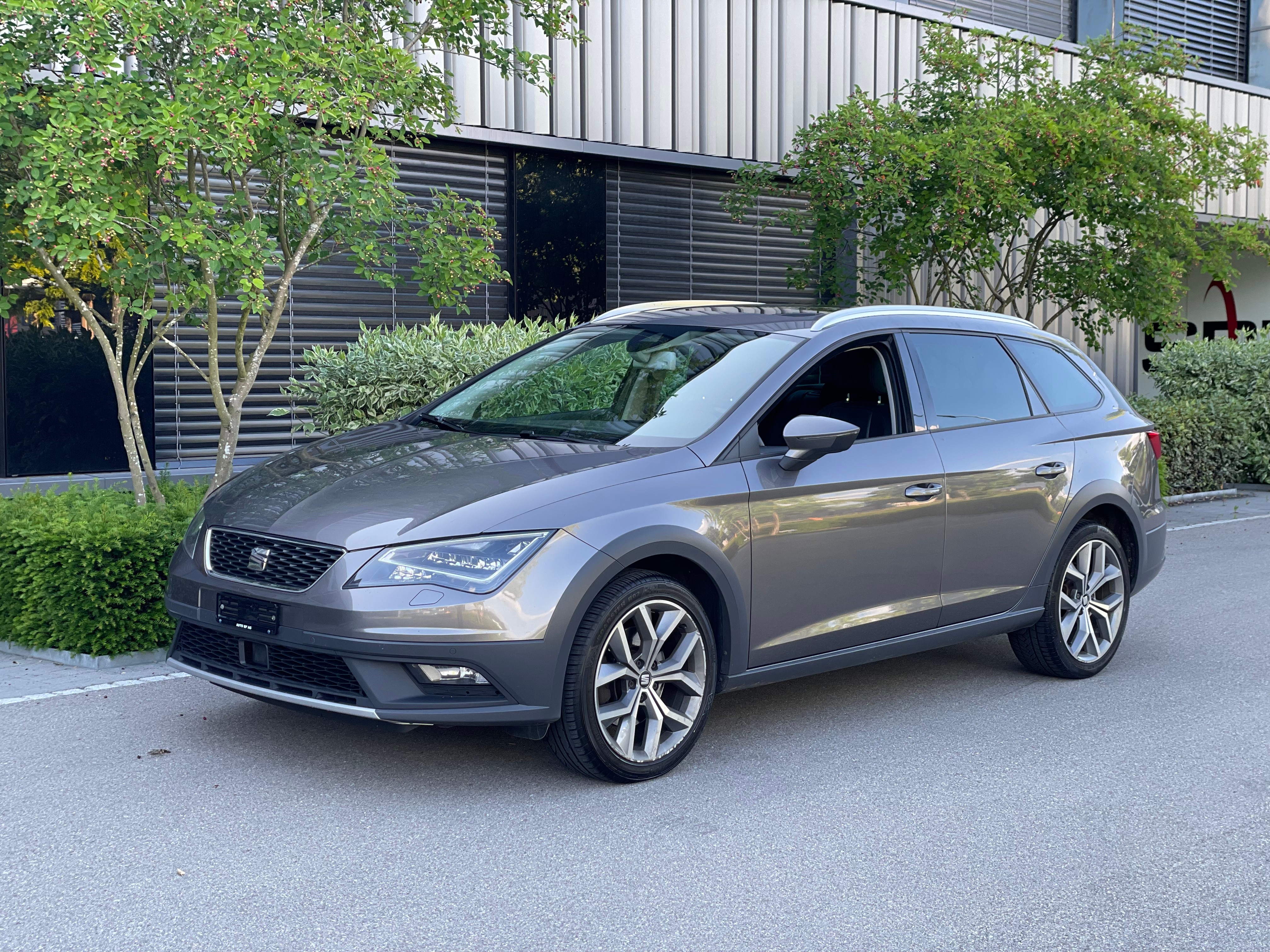 SEAT Leon ST 2.0 TDI X-Perience 4Drive DSG