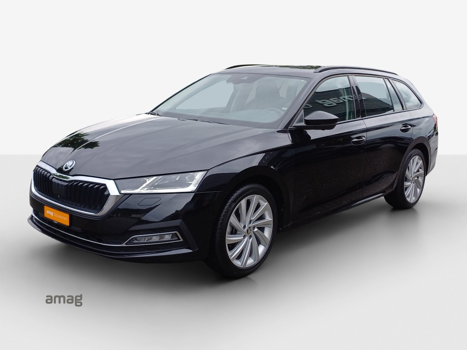 SKODA Octavia Combi 2.0 TDI DSG Style 4x4