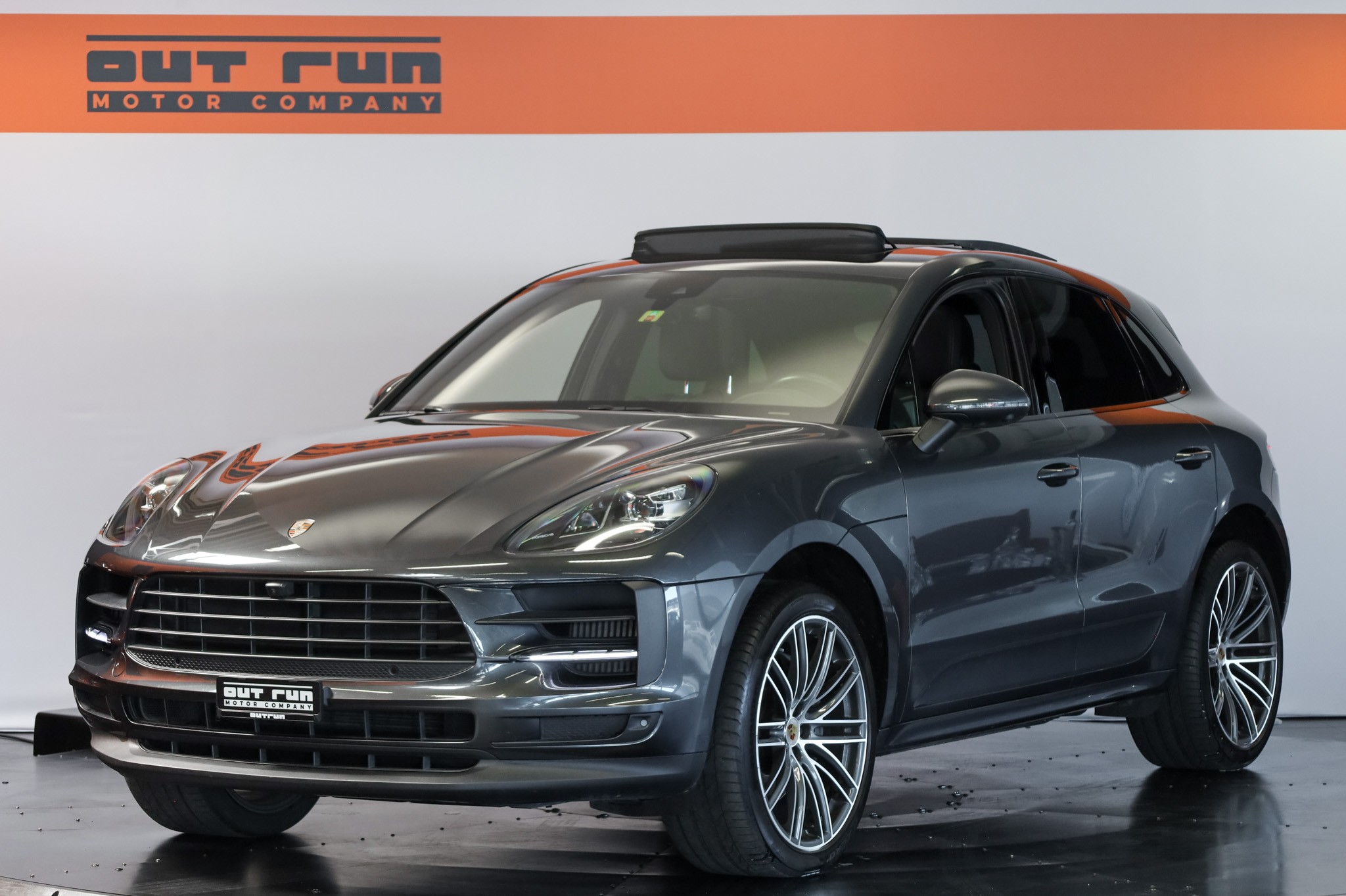 PORSCHE Macan S PDK