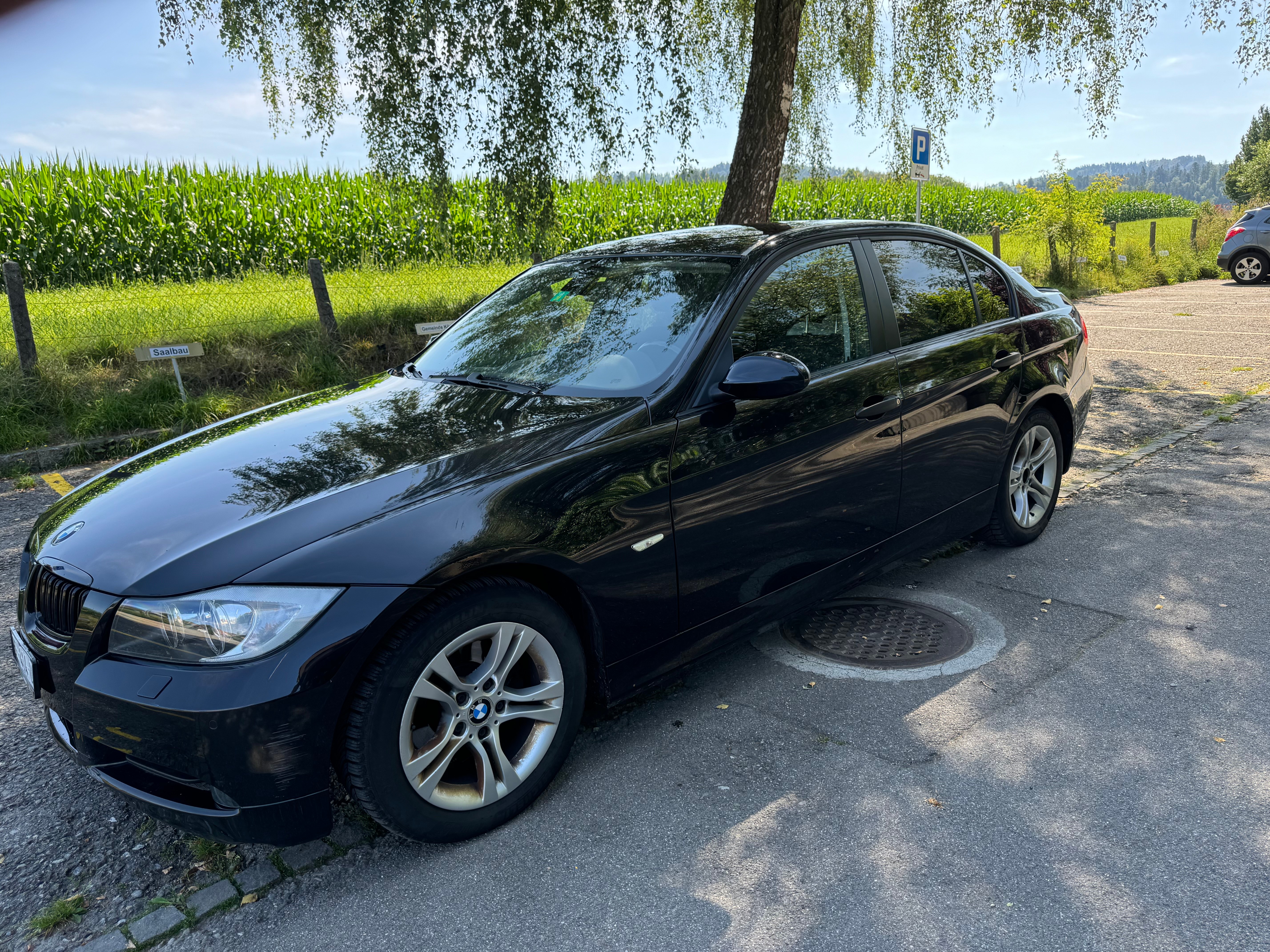 BMW 320i