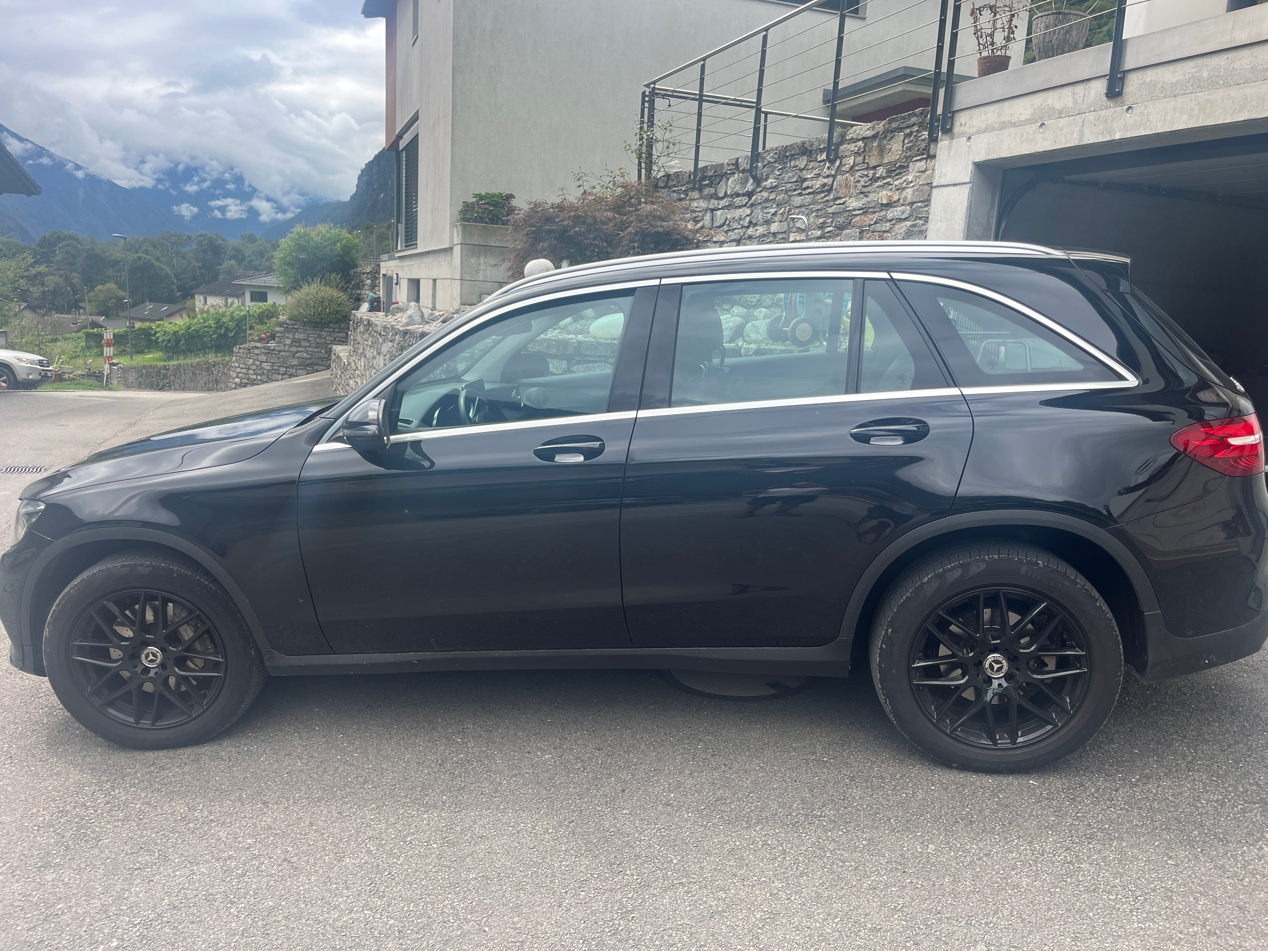 MERCEDES-BENZ GLC 350 e Exclusive 4Matic 7G-Tronic