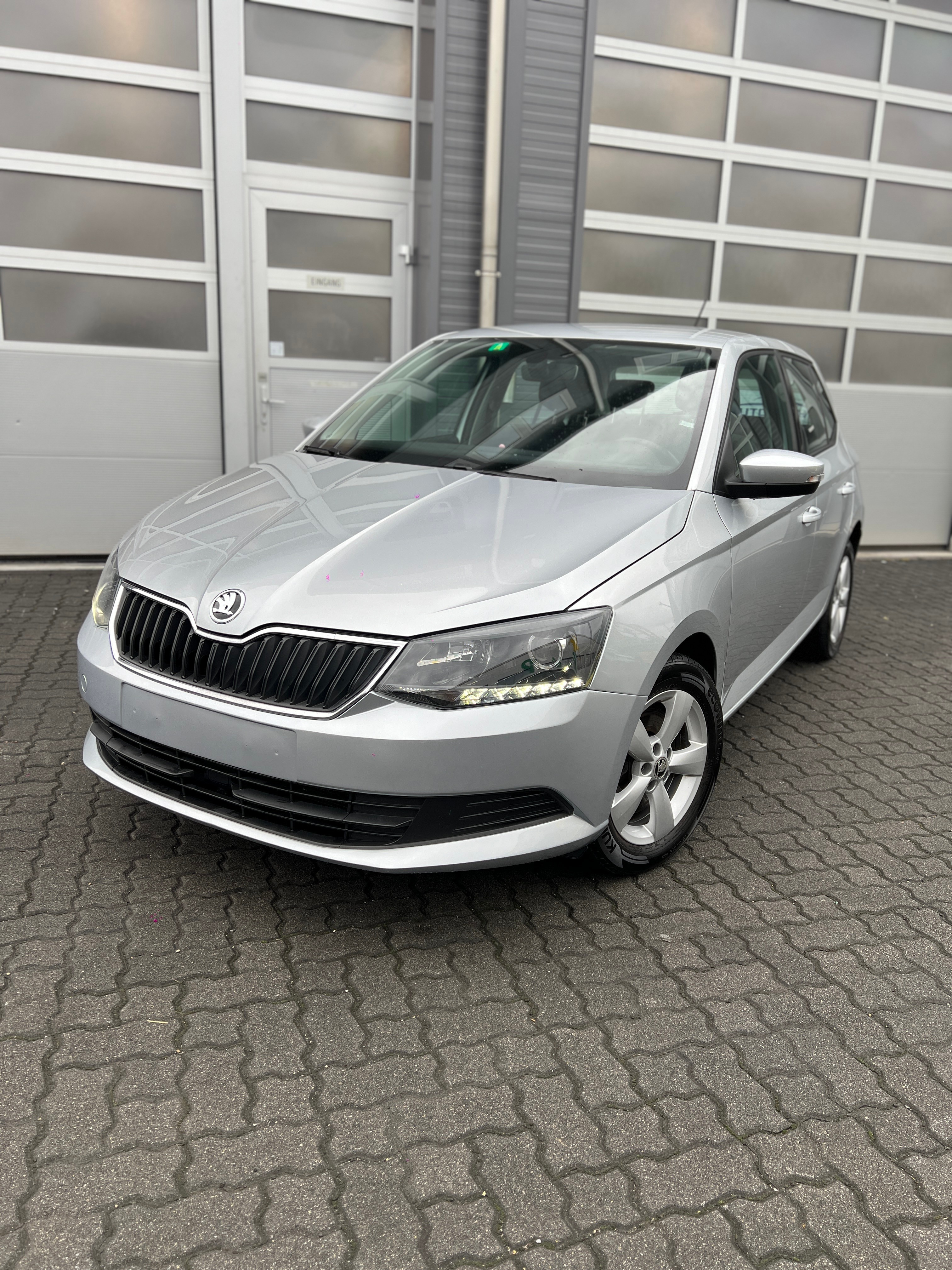 SKODA Fabia 1.2 TSI Ambition DSG