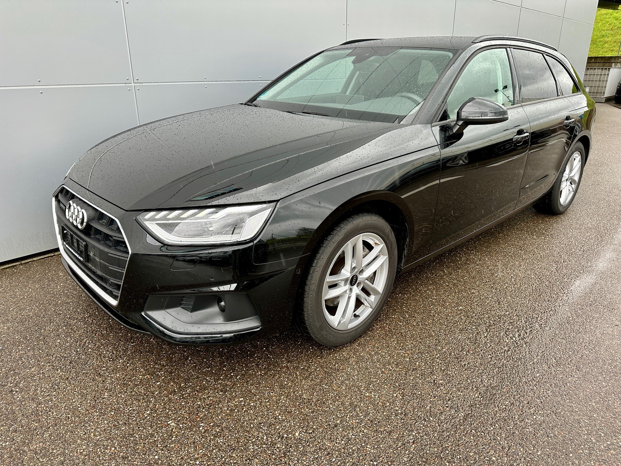 AUDI A4 Avant 40 TFSI S-tronic quattro