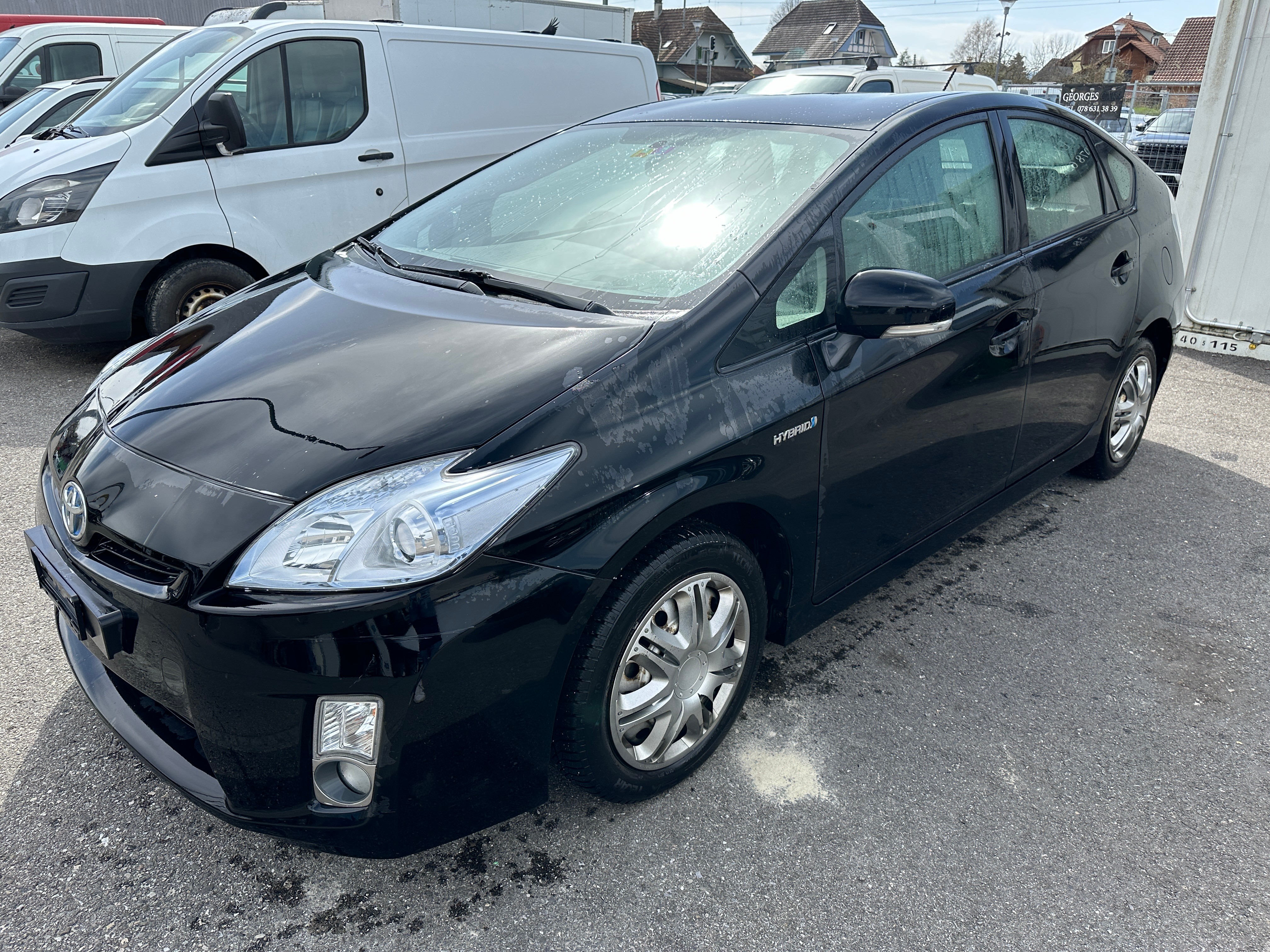 TOYOTA Prius 1.8 16V HSD Sol