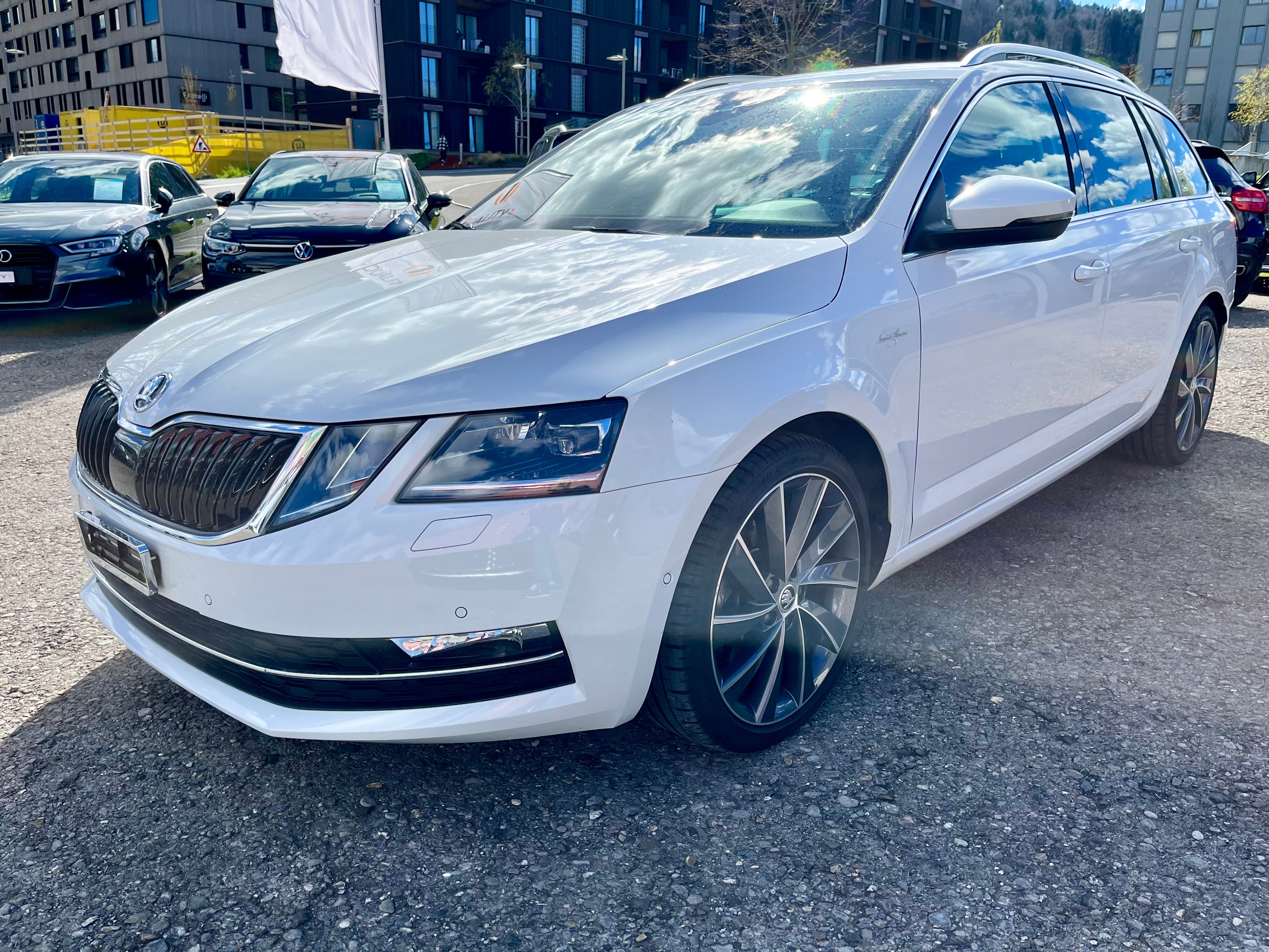 SKODA Octavia Combi 1.8 TSI L&K 4x4 DSG