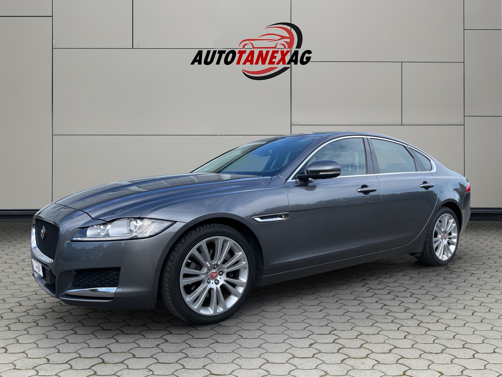 JAGUAR XF 20d Pure Automatic