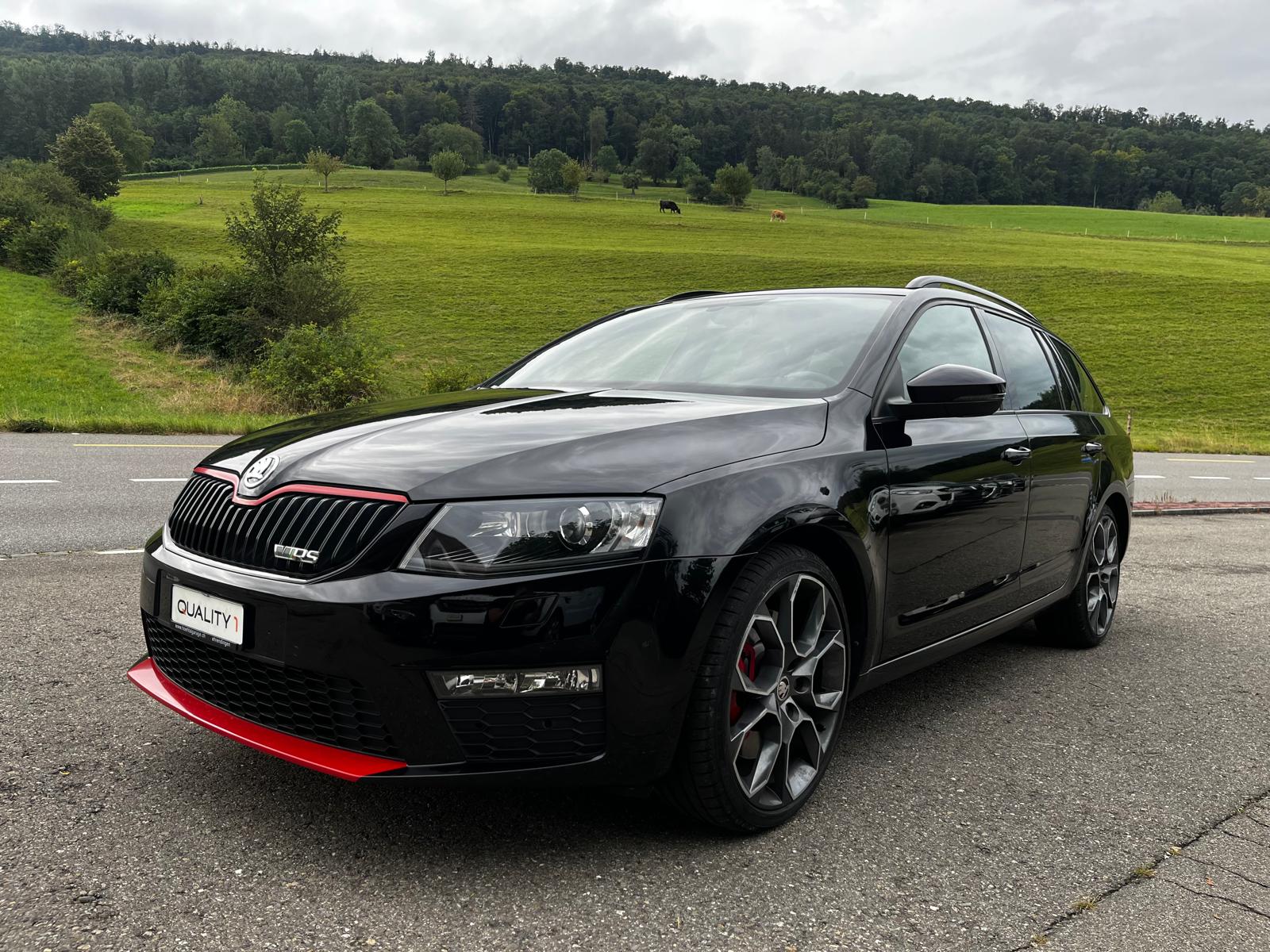 SKODA Octavia Combi 2.0 TSI RS DSG