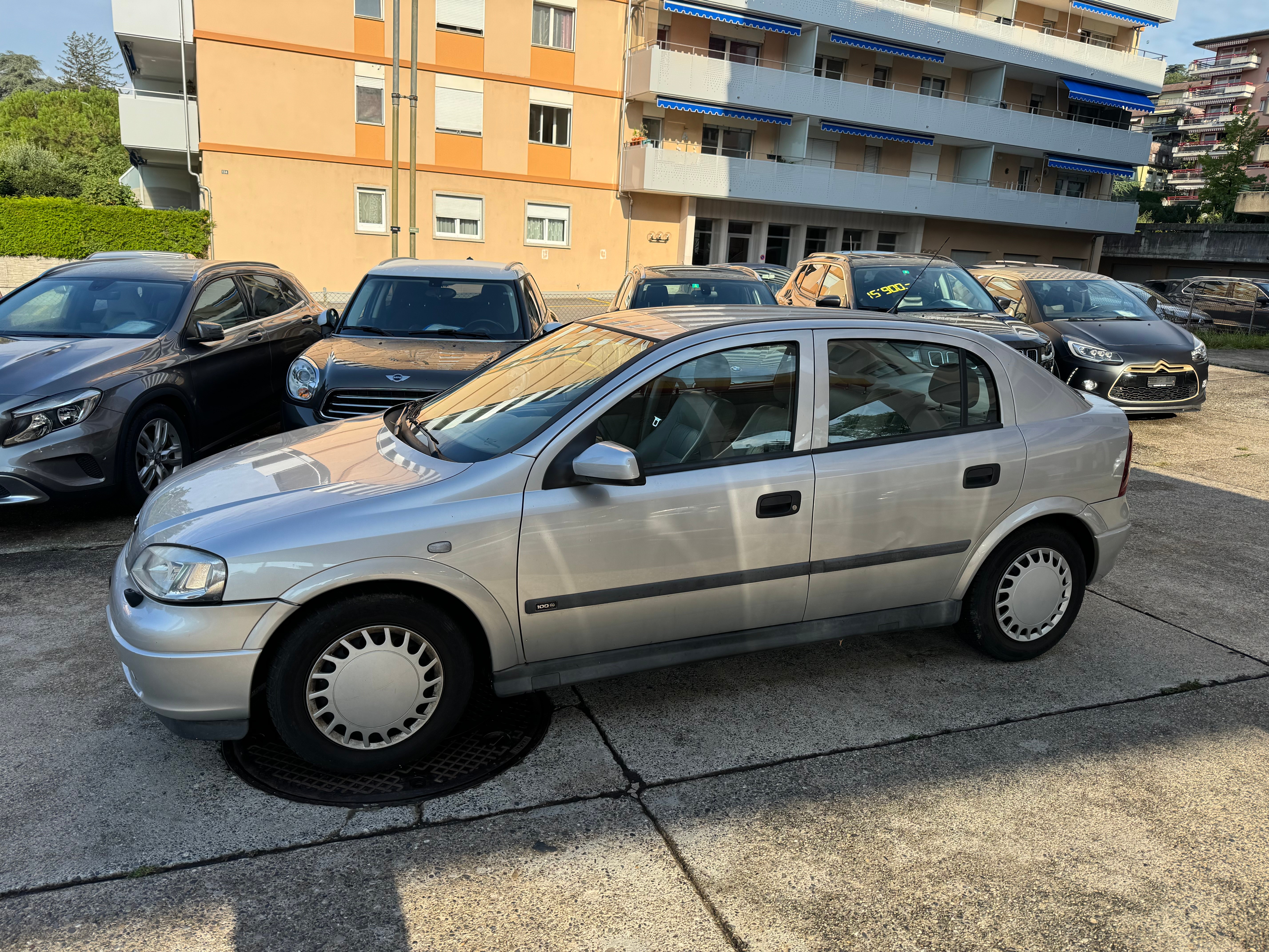 OPEL Astra 1.8i 16V Edition 100