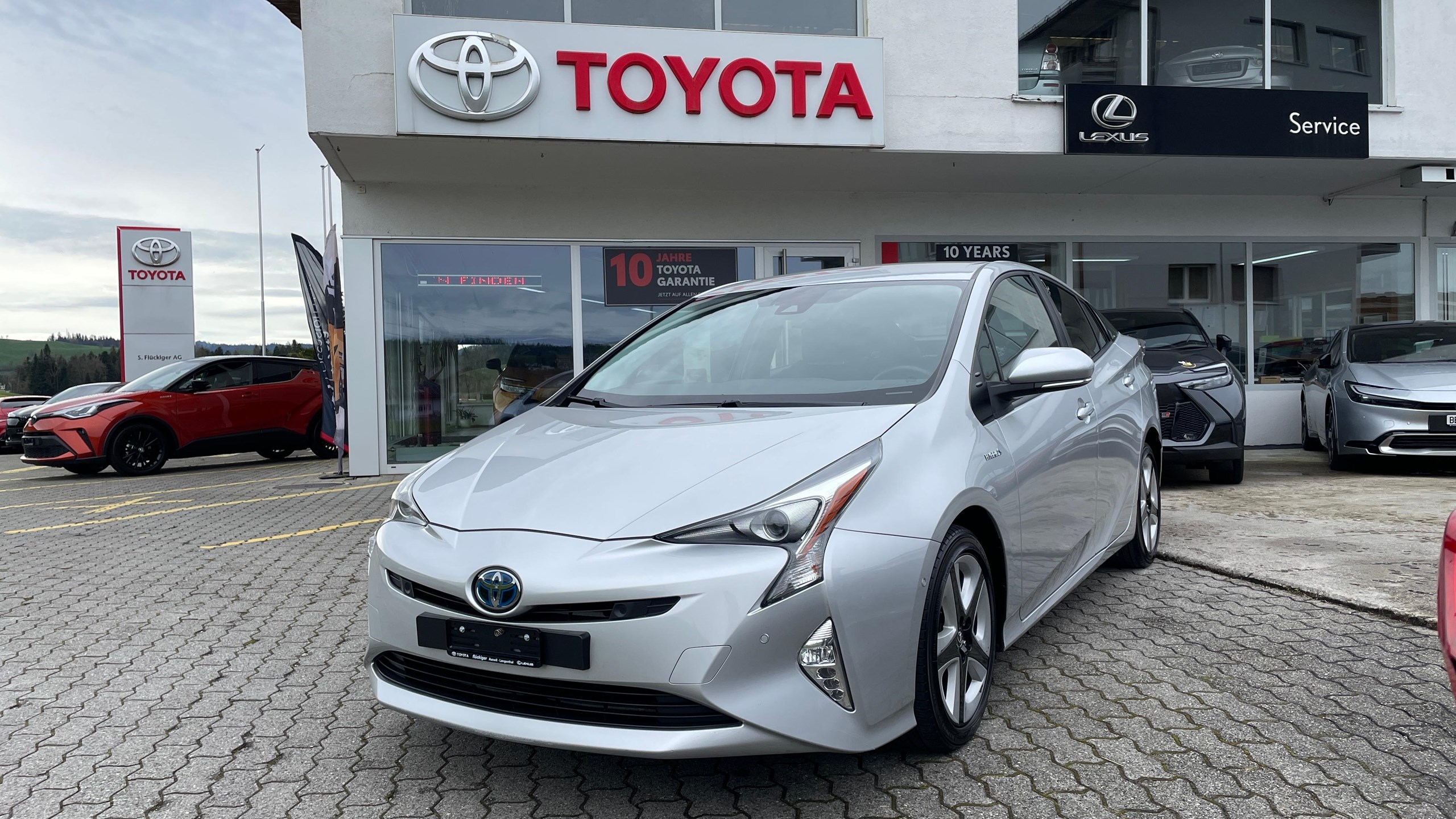 TOYOTA Prius 1.8 VVTi HSD Sol Premium