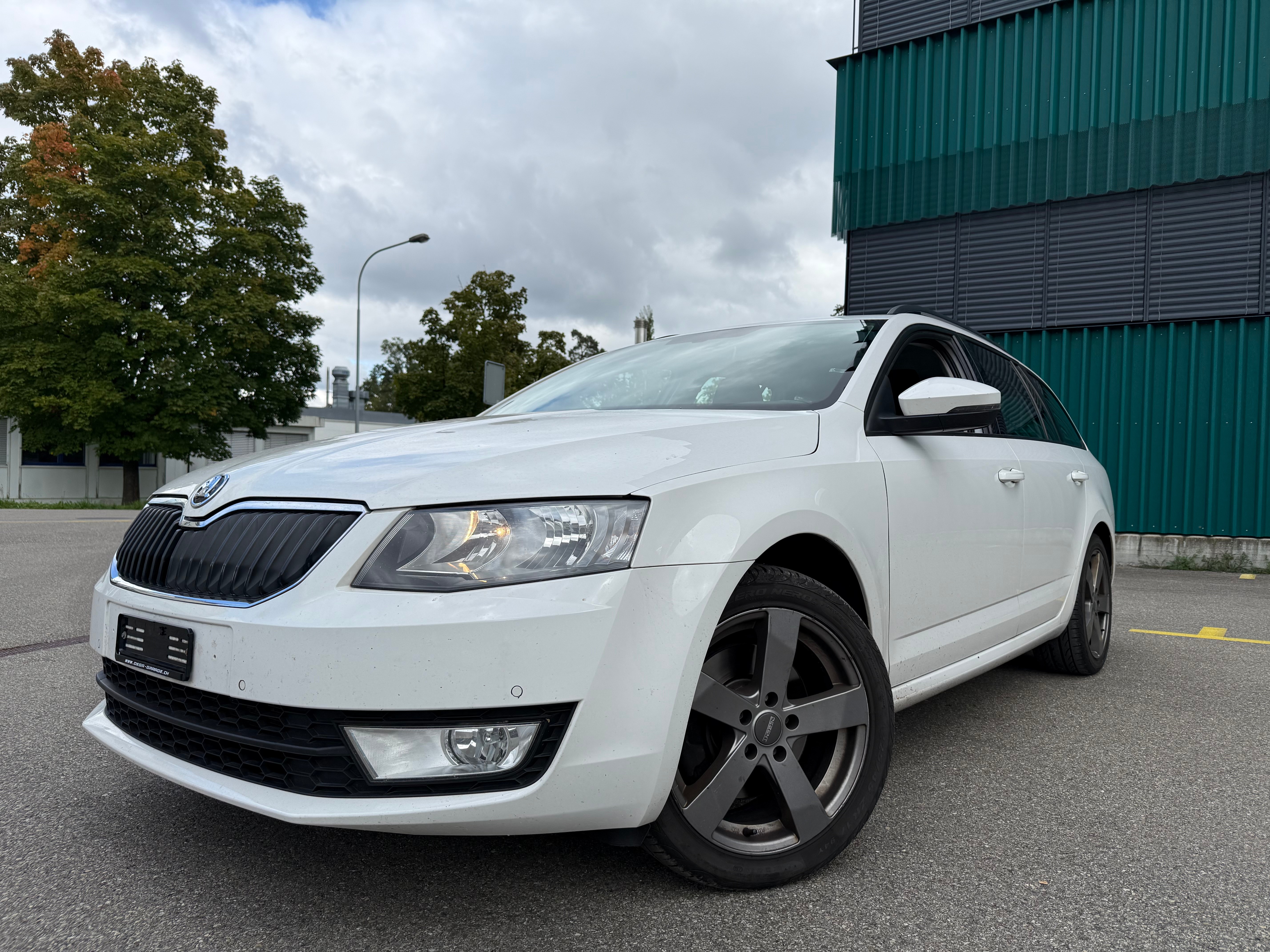 SKODA Octavia Combi 2.0 TDI Ambition 4x4 DSG