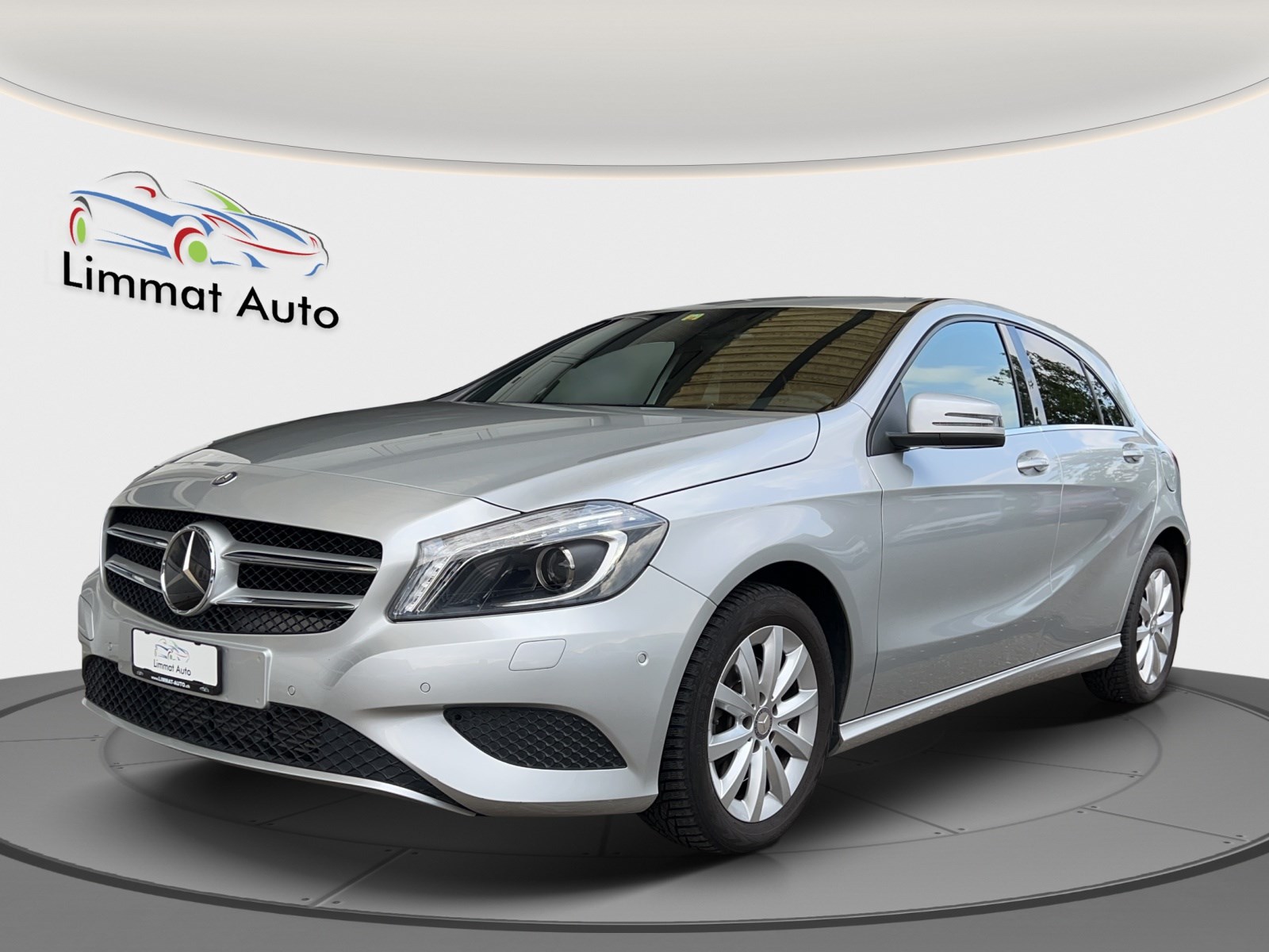 MERCEDES-BENZ A 180 Style 7G-DCT