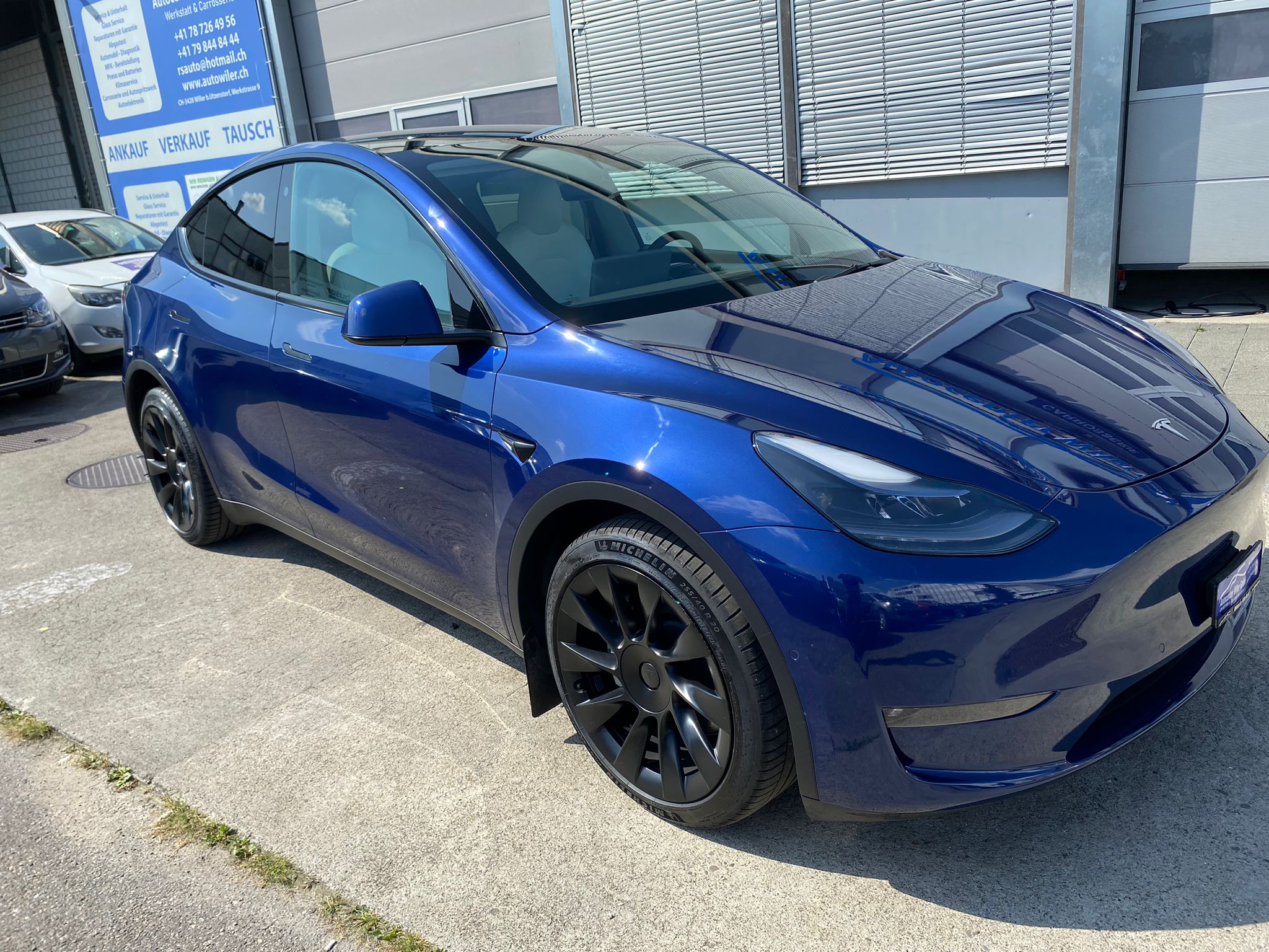 TESLA Model Y Long Range