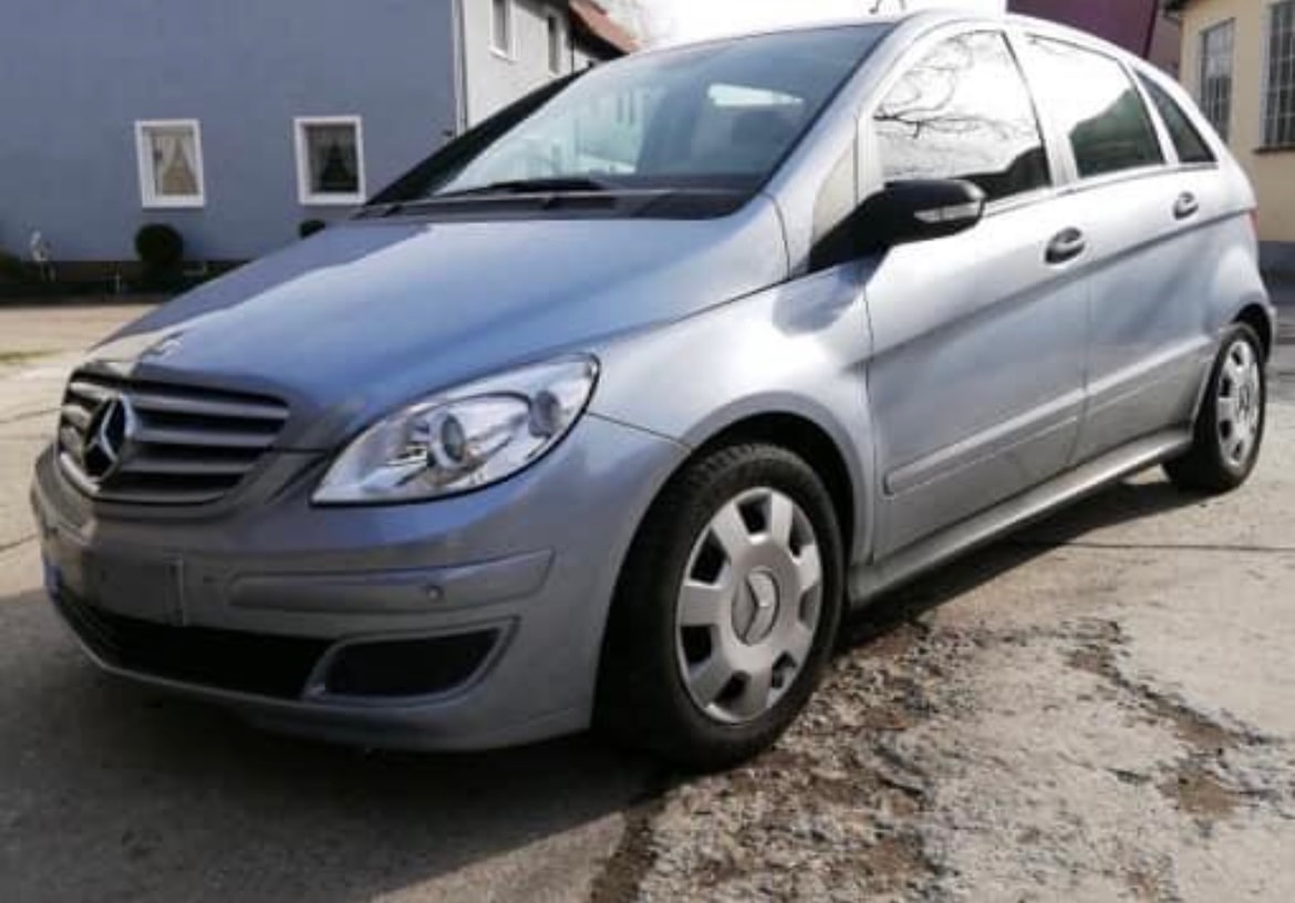 MERCEDES-BENZ B 180 Selection Autotronic