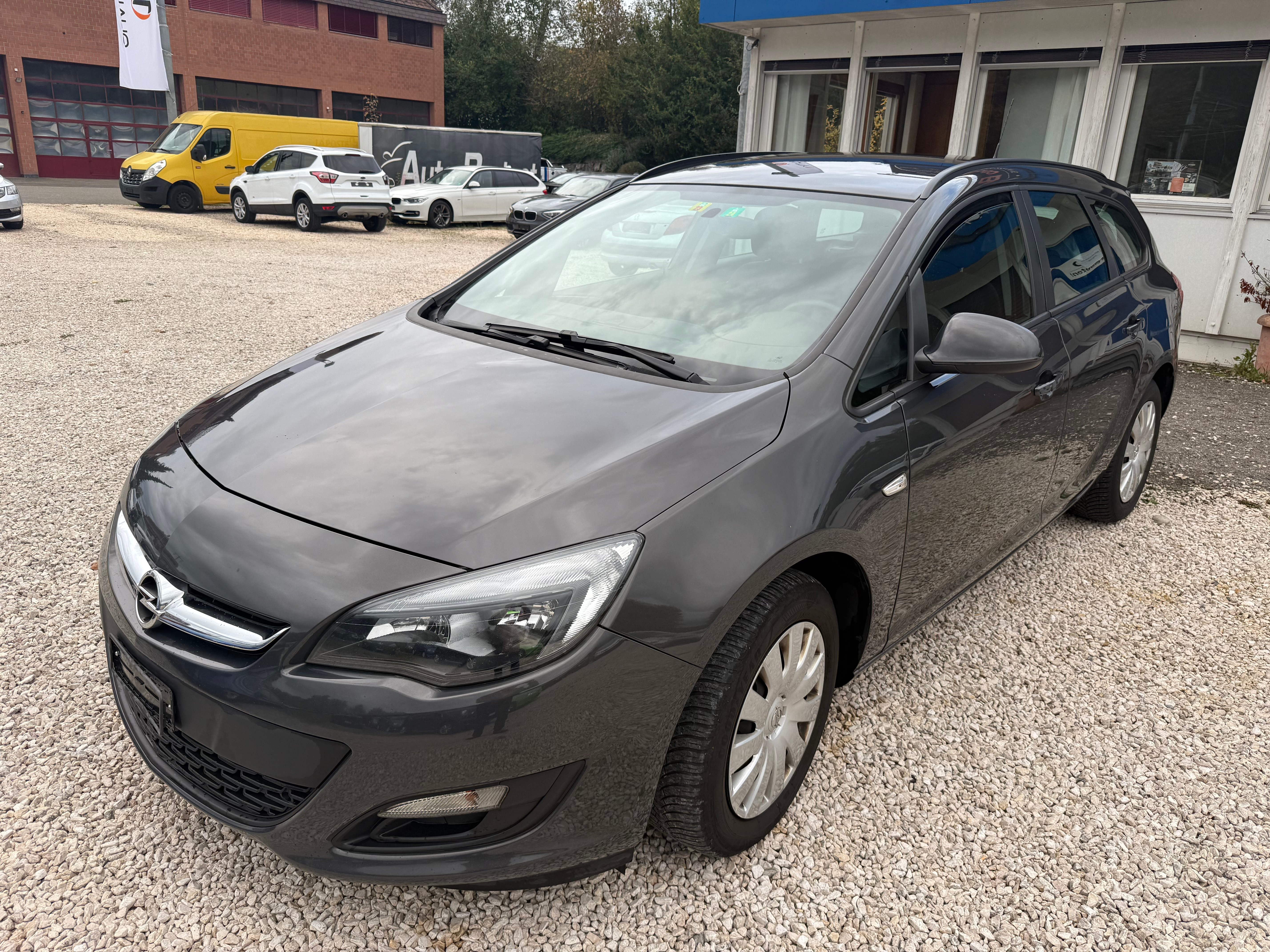 OPEL Astra SportsTourer 1.4i 16V Turbo Drive Automatik