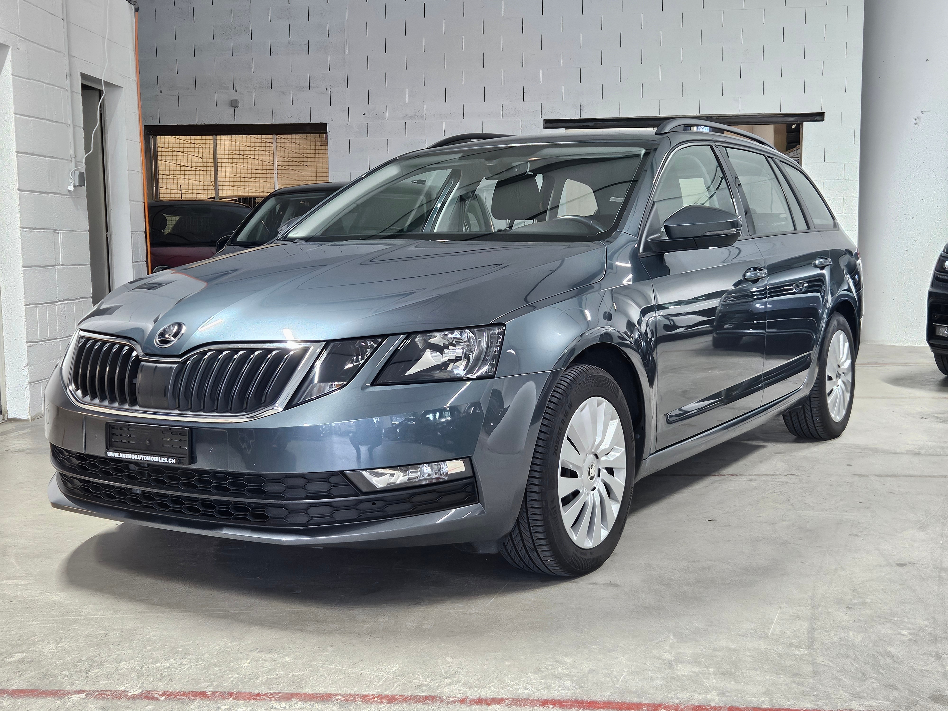 SKODA Octavia Combi 1.0 TSI Ambition DSG