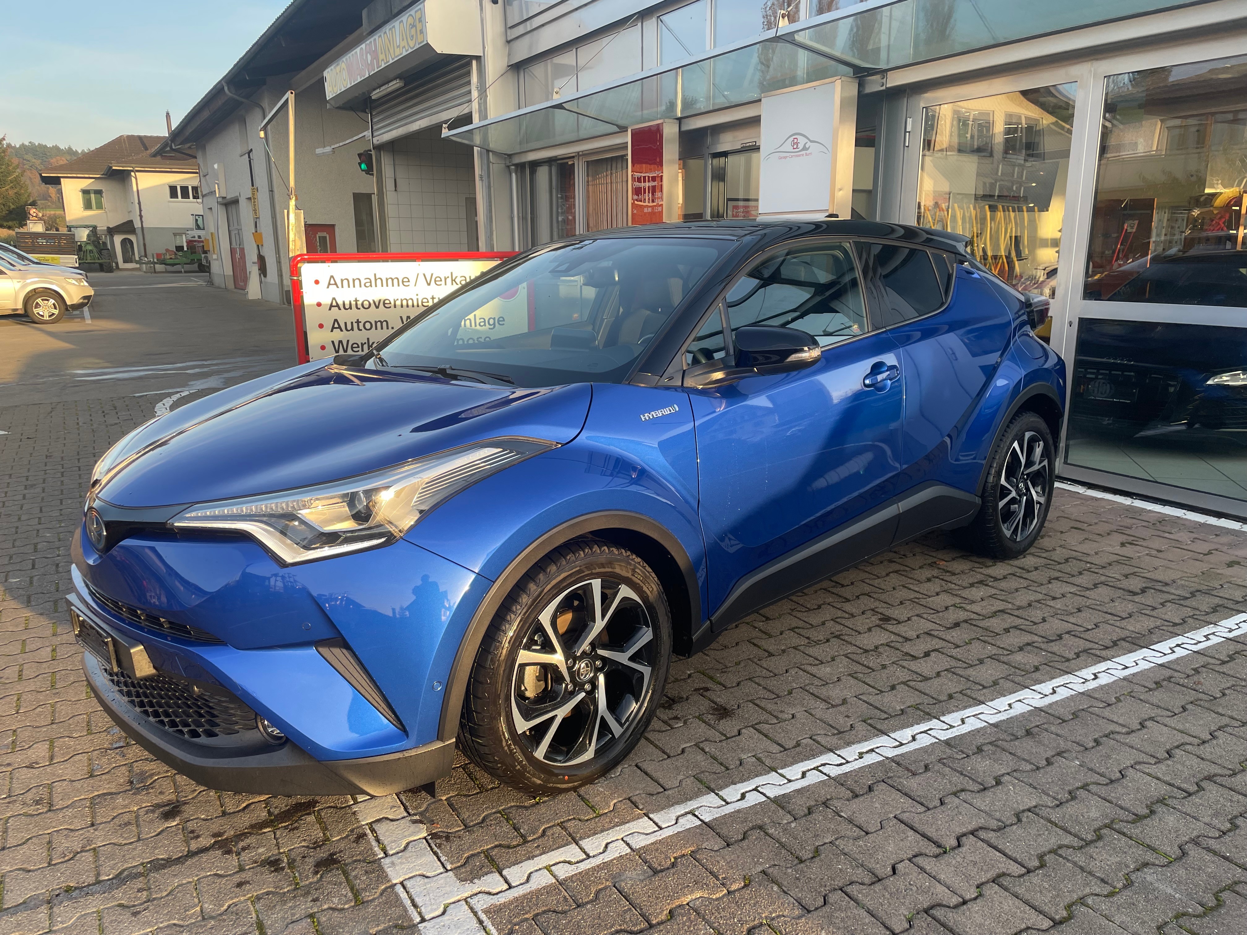 TOYOTA C-HR 1.8 HSD CVT Trend