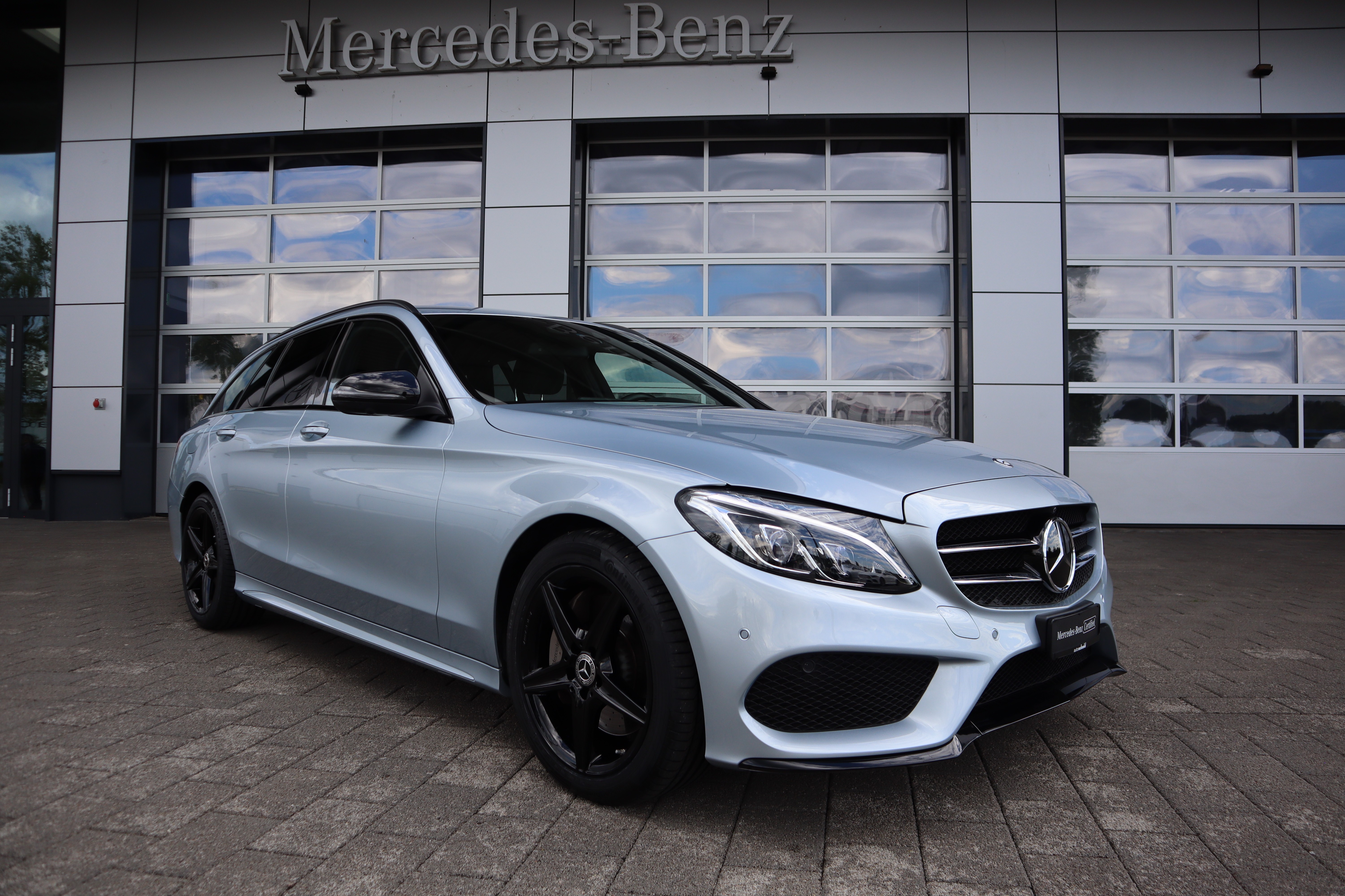 MERCEDES-BENZ C 250 d AMG Line 4Matic 9G-Tronic