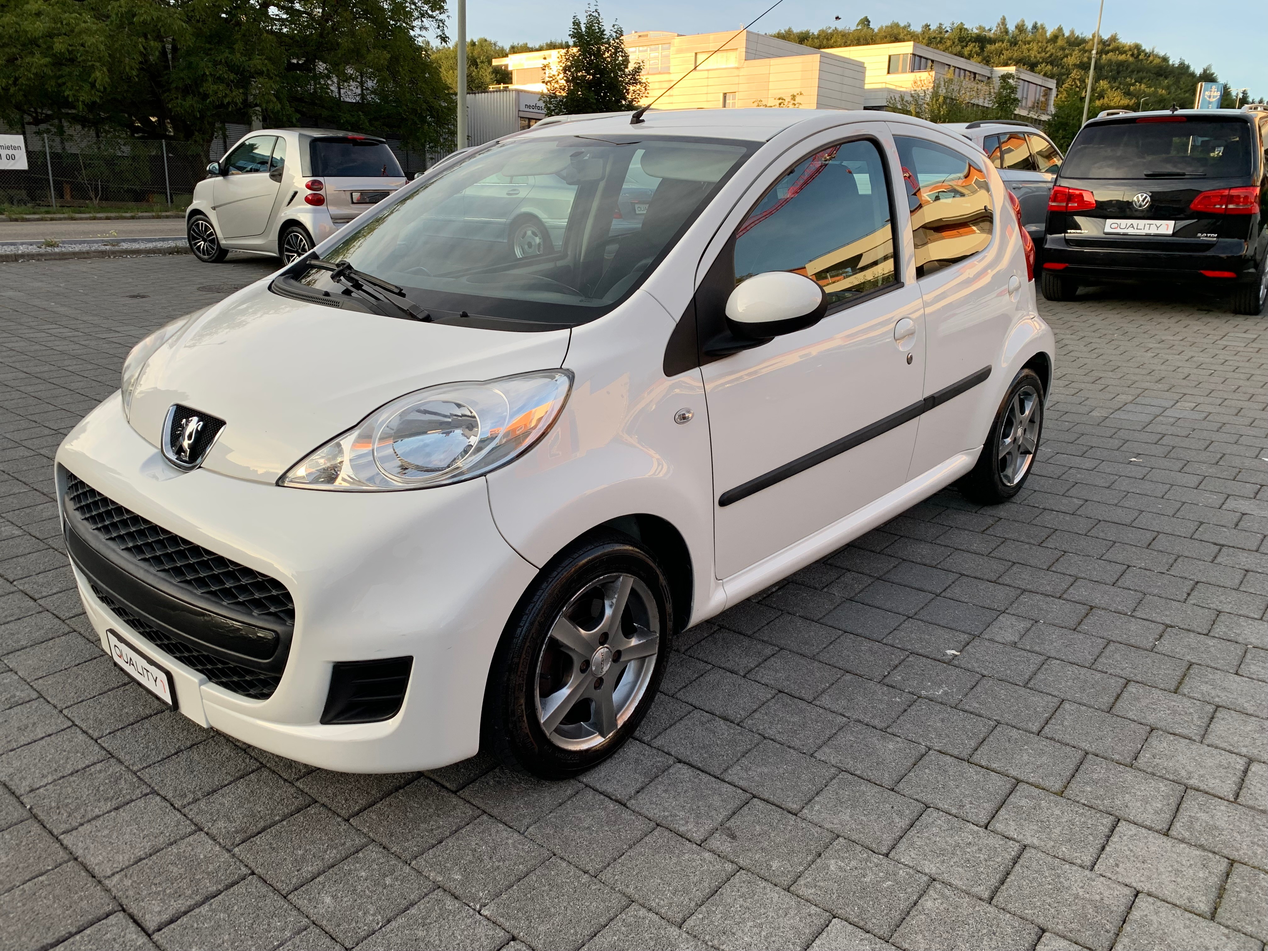 PEUGEOT 107 1.0 Swiss Edition BMP5