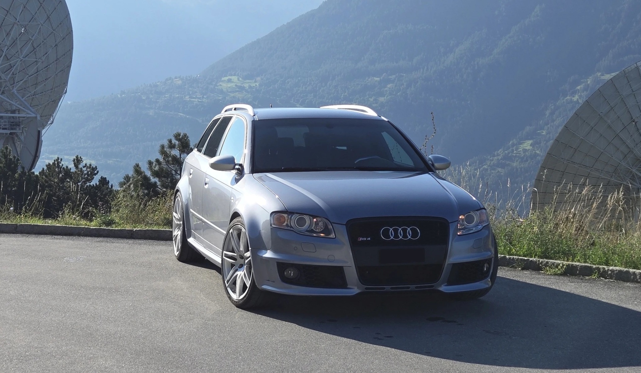 AUDI RS4 Avant 4.2 V8 quattro