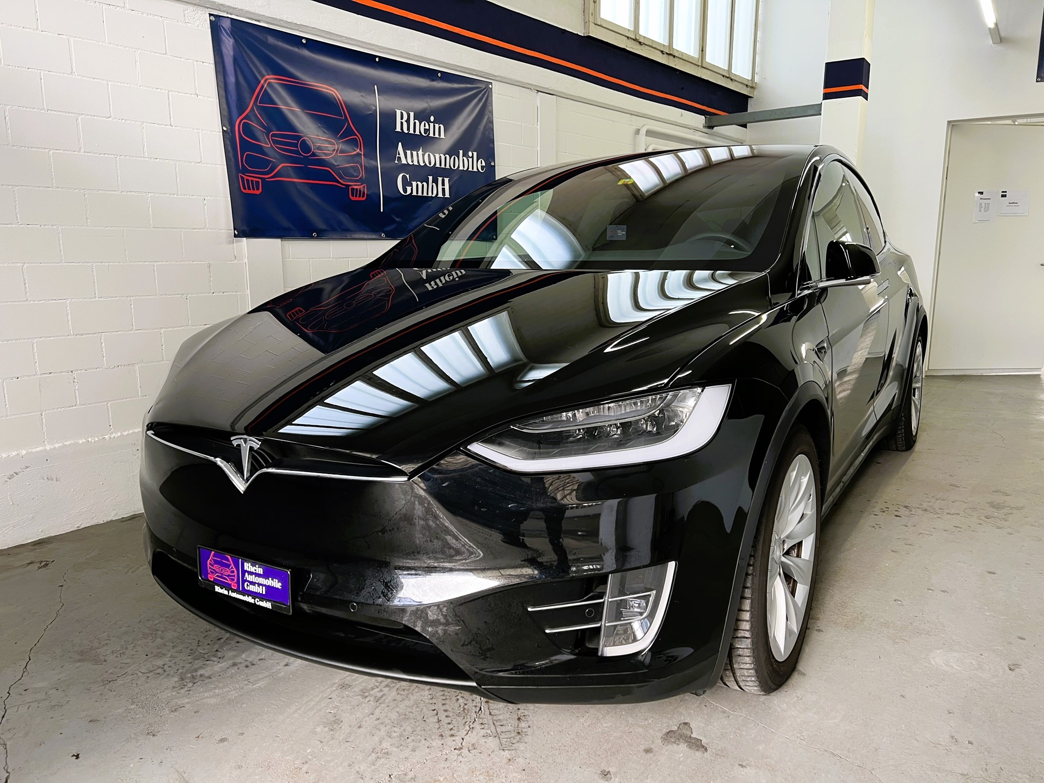 TESLA Model X 100 D Performance