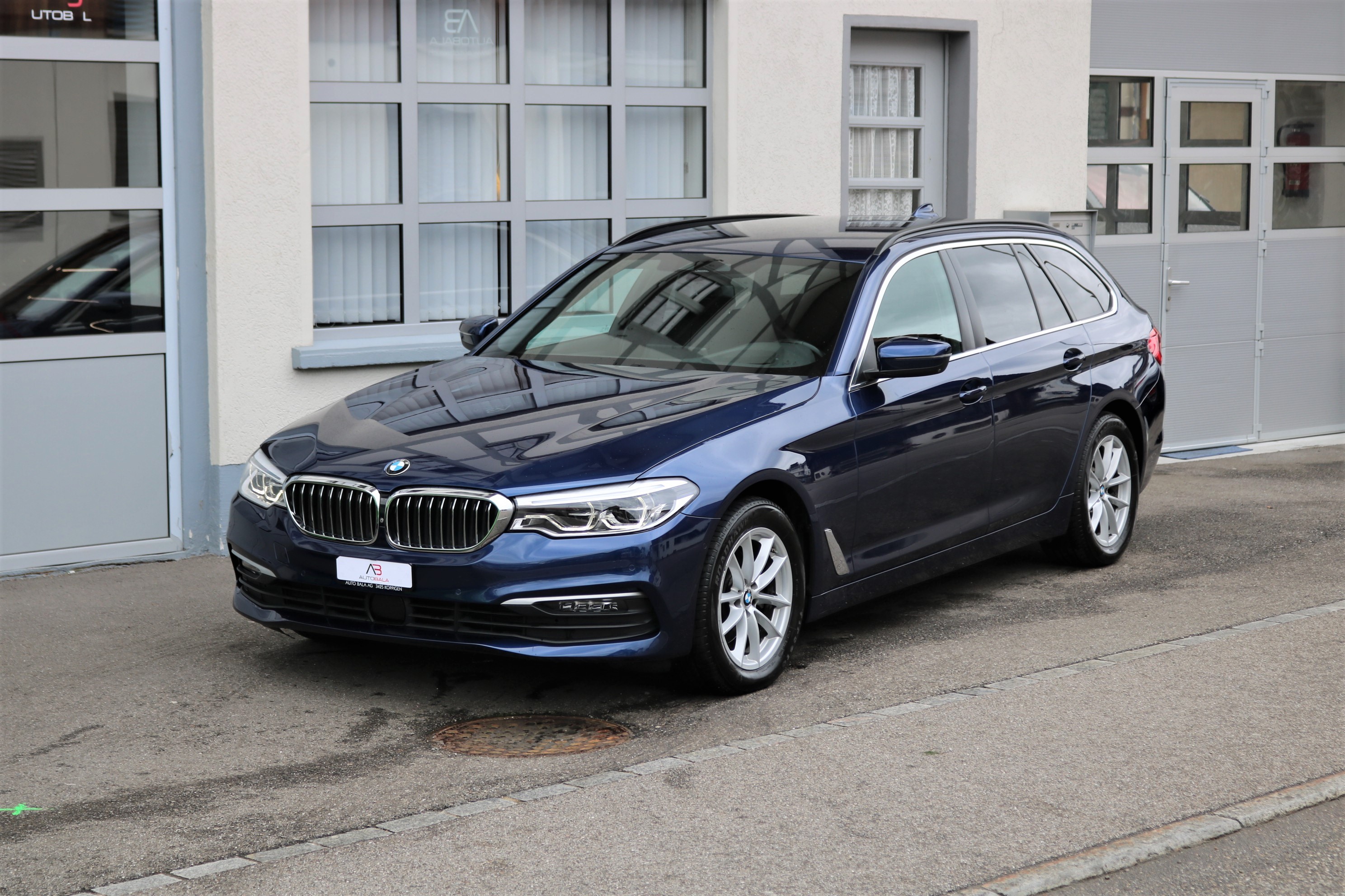 BMW 520d xDrive Touring Steptronic