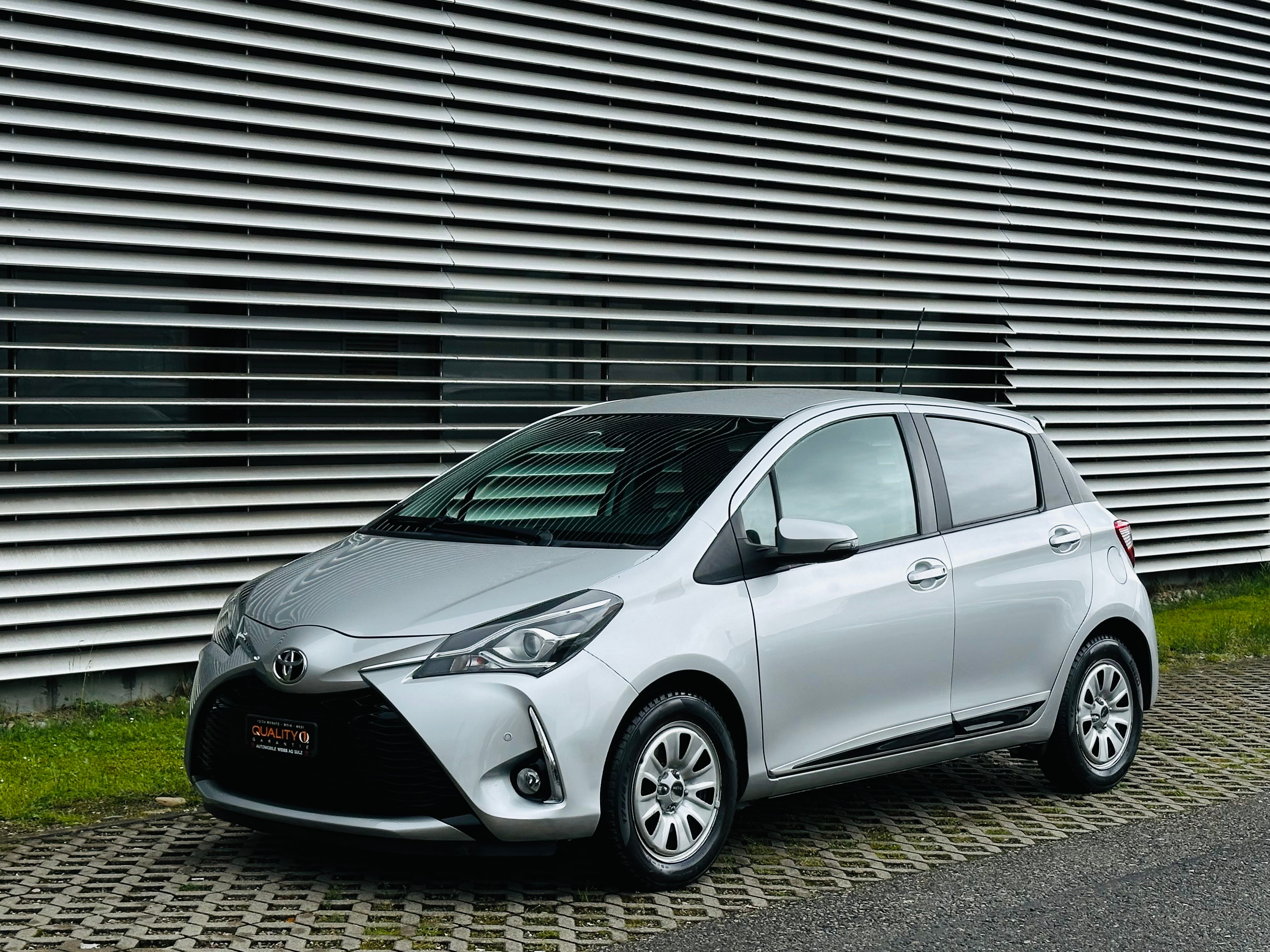 TOYOTA Yaris 1.5 Trend