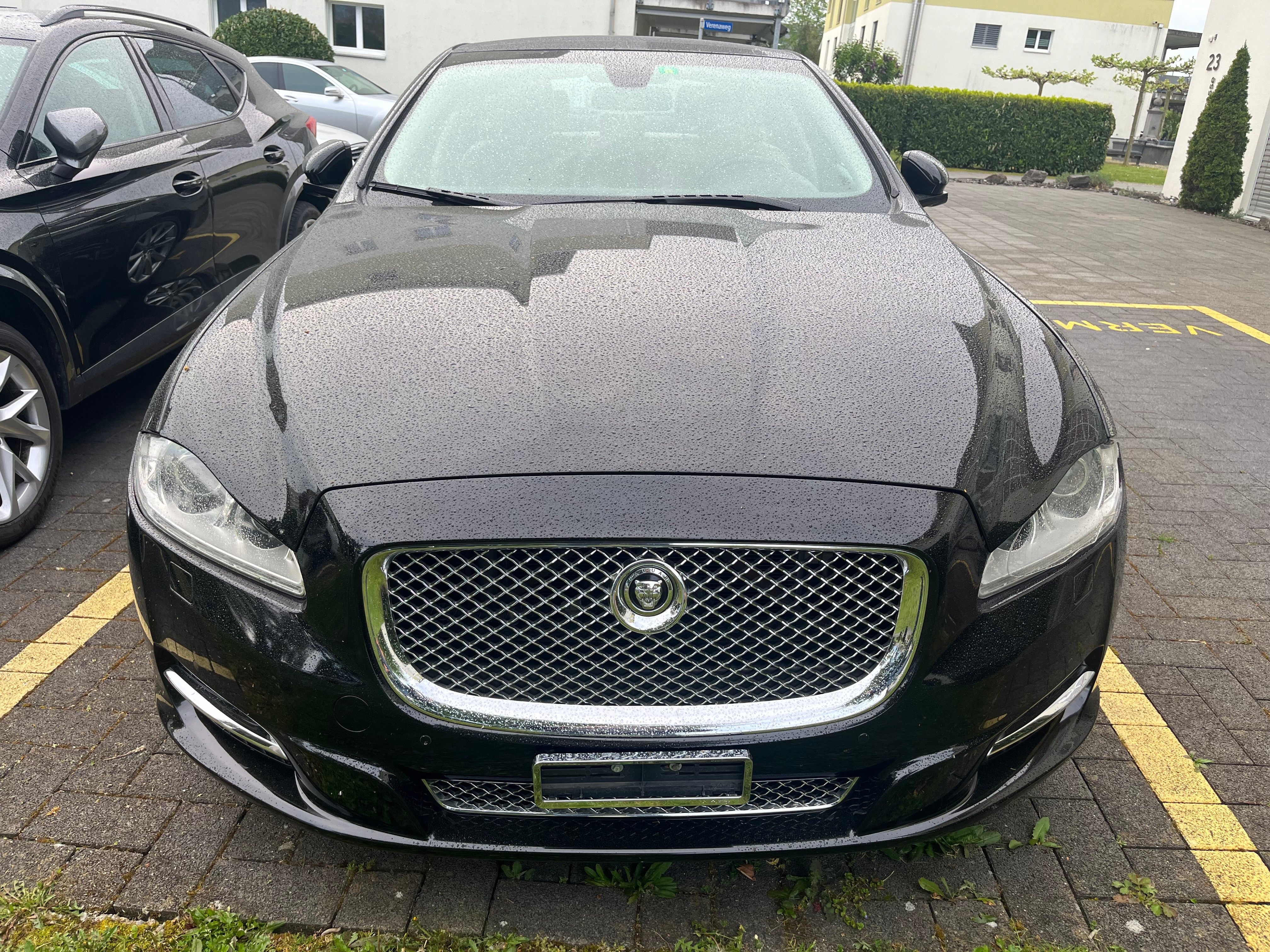 JAGUAR XJ 5.0 V8 Premium Luxury Automatic