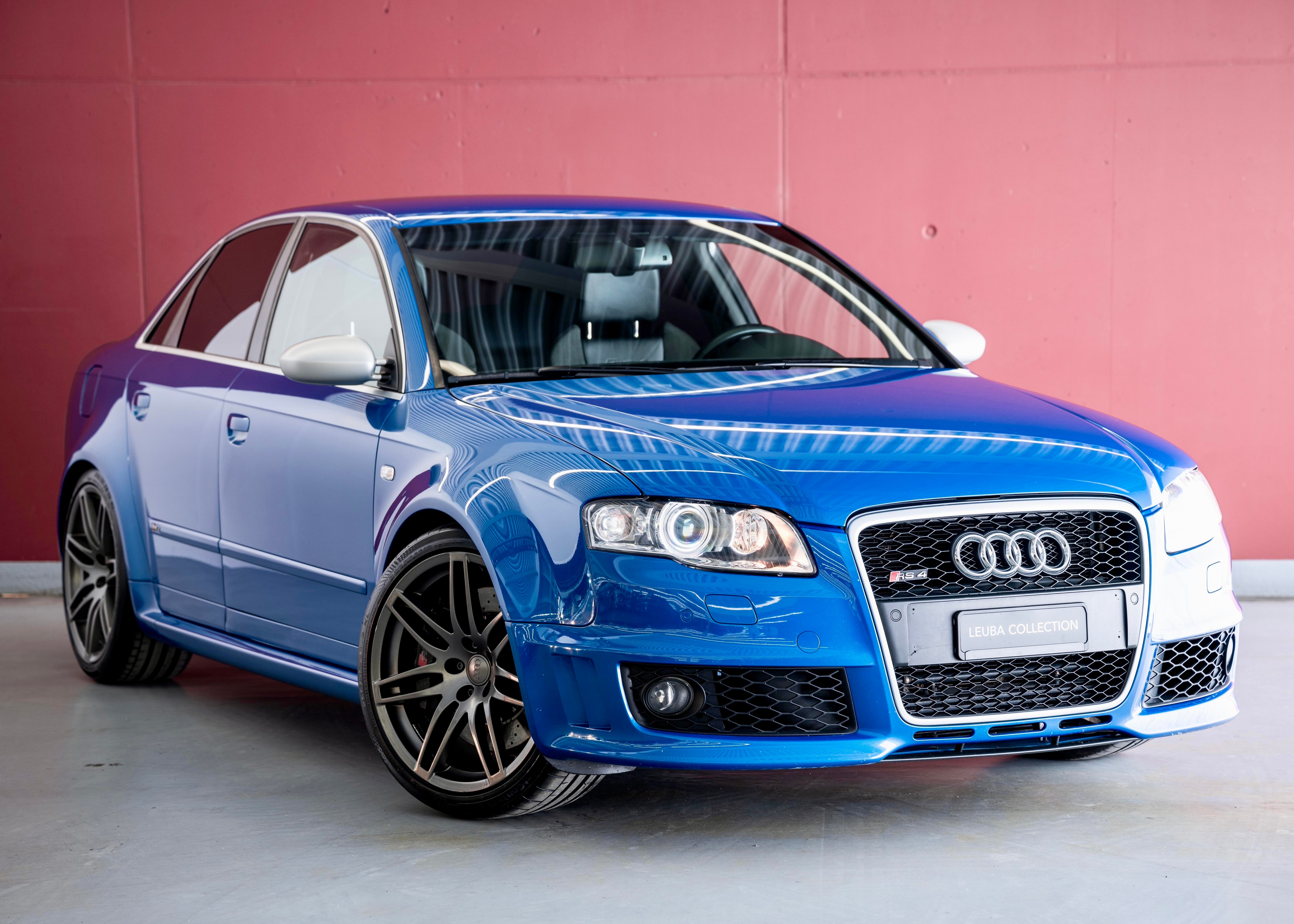 AUDI RS4 4.2 V8 quattro