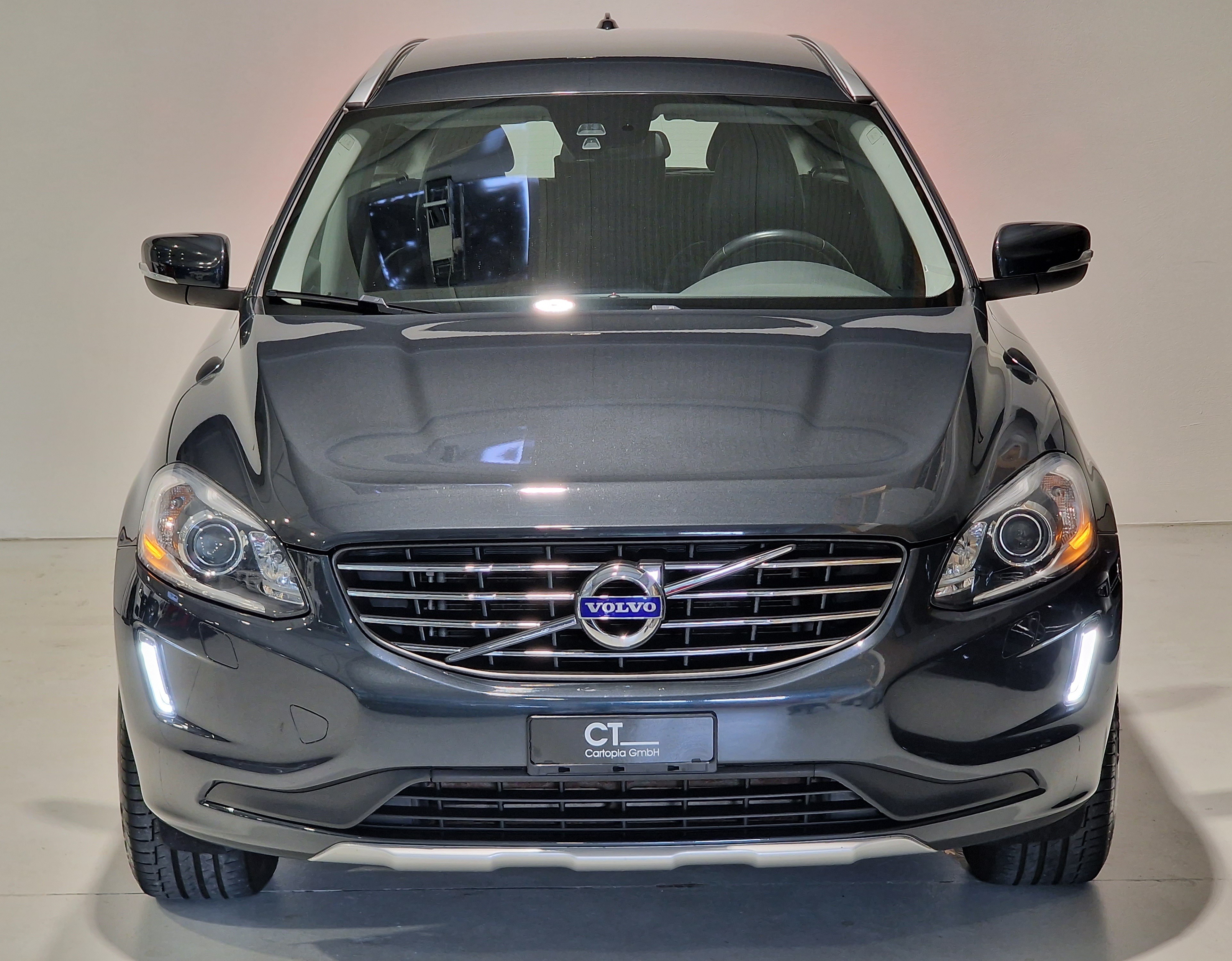 VOLVO XC60 D4 AWD Momentum Geartronic