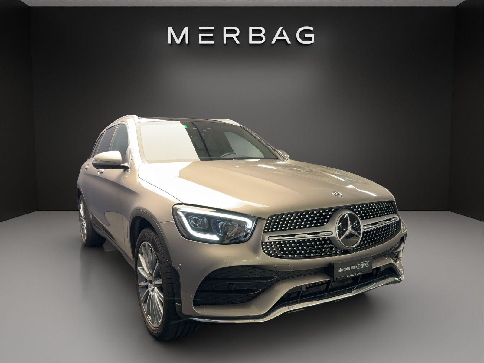 MERCEDES-BENZ GLC 300 AMG Line 4Matic 9G-Tronic