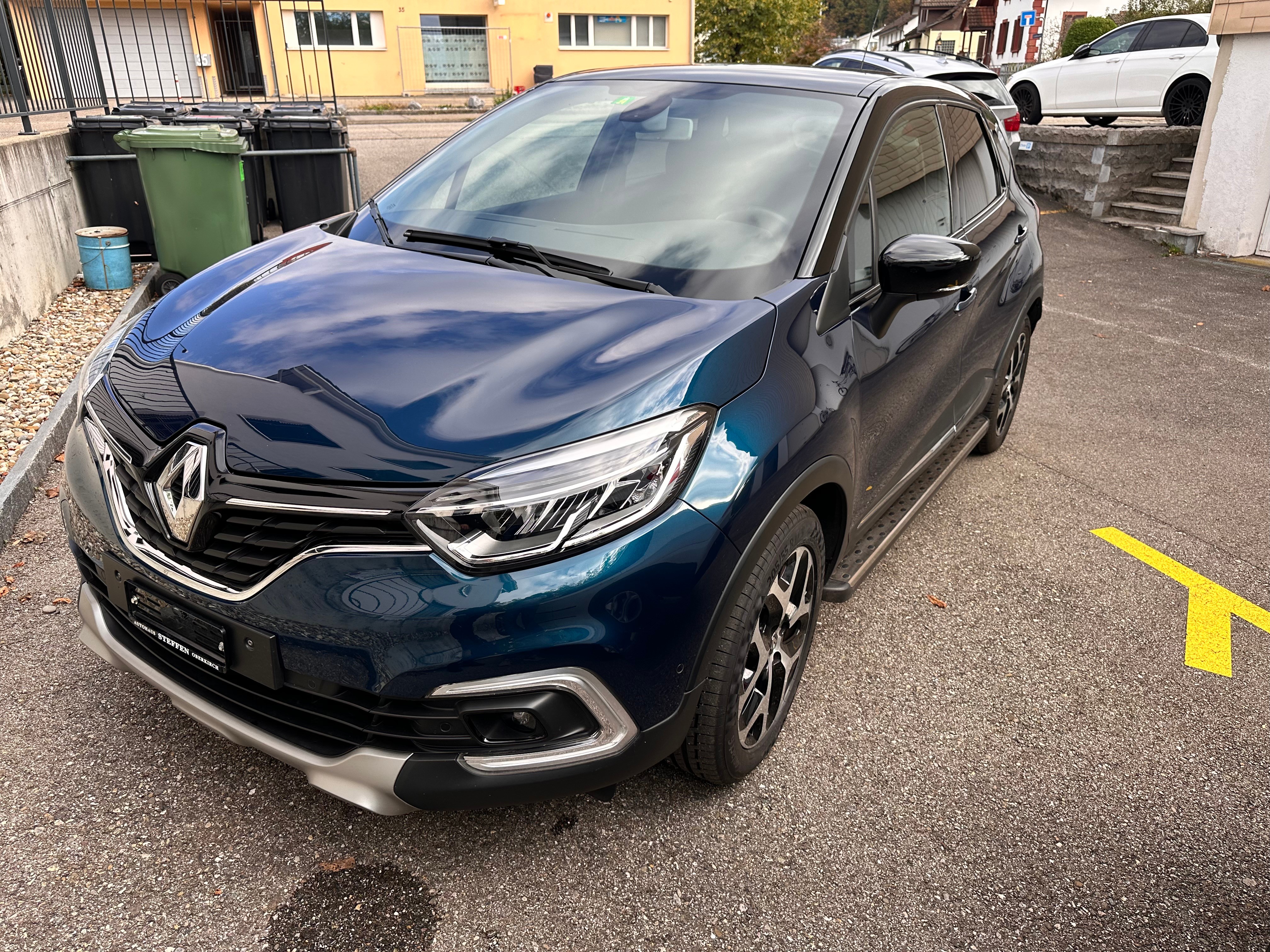 RENAULT Captur 1.2 T 16V Intens EDC