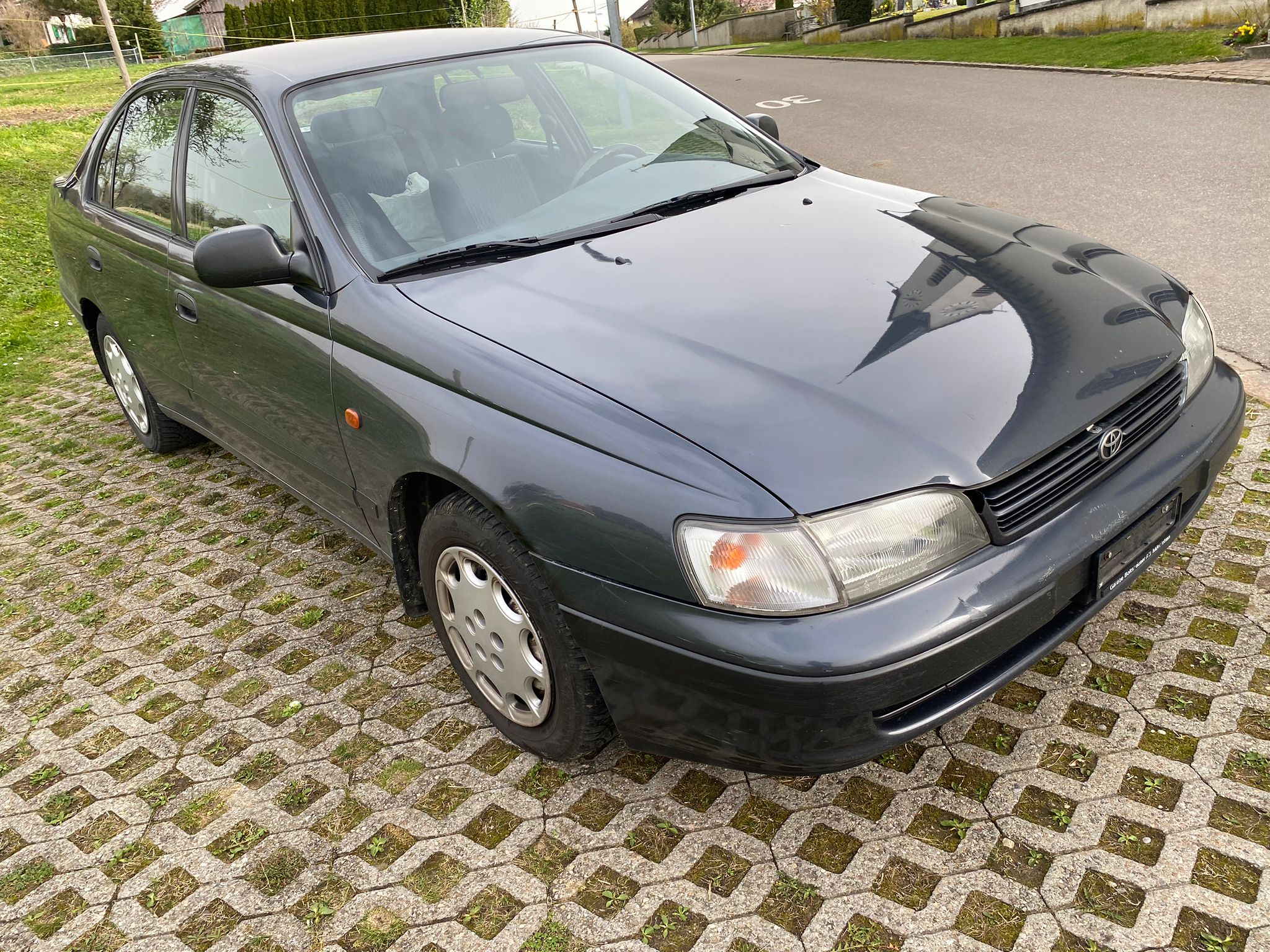 TOYOTA Carina E 2.0 Holiday Lb