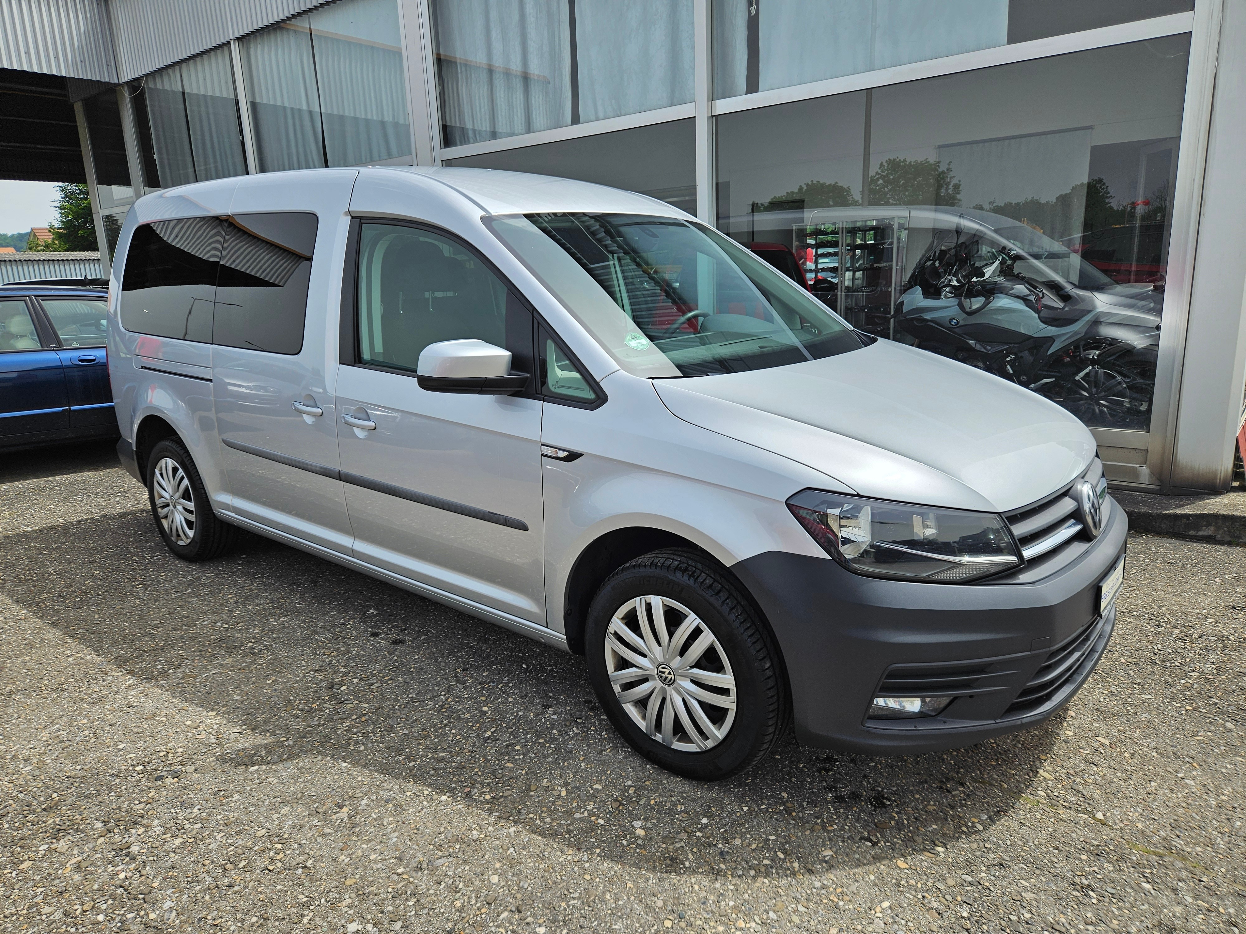 VW Caddy Maxi 2.0 TDI Trendline Ausführung 7 Sitzplätze