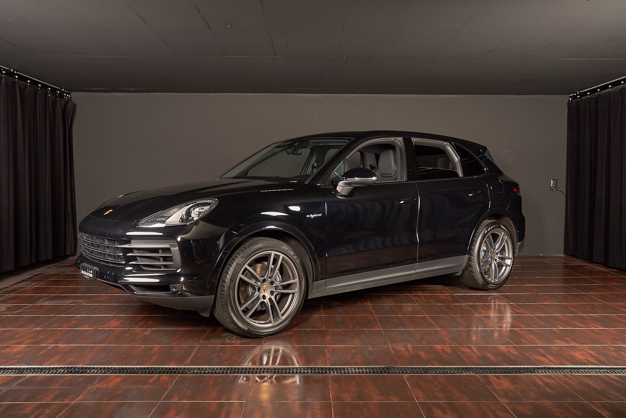 PORSCHE Cayenne E-Hybrid