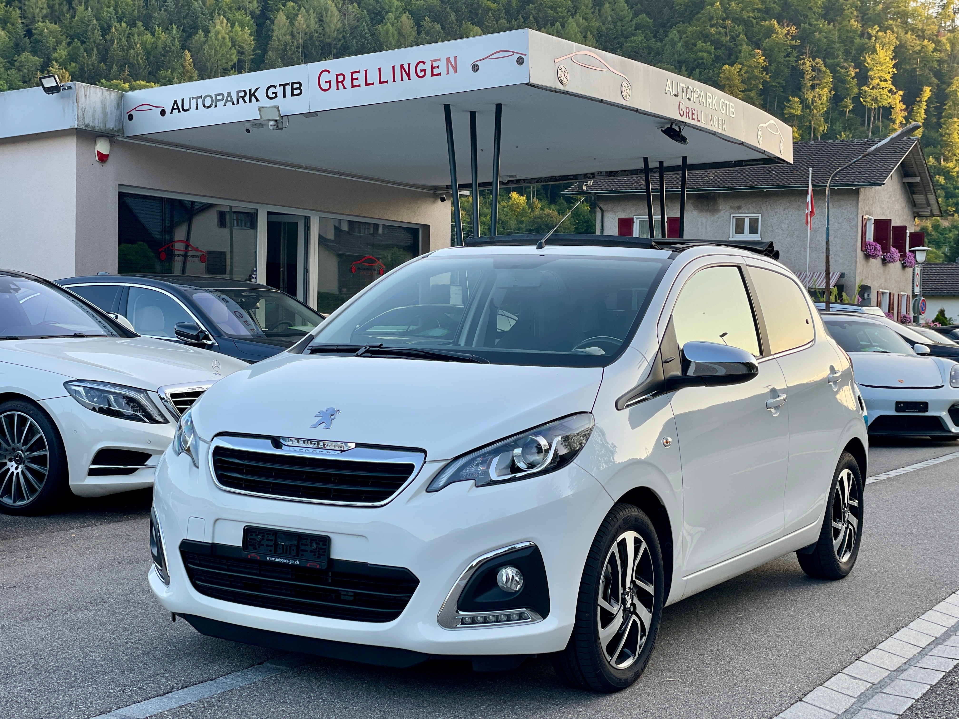 PEUGEOT 108 1.0 VTi Allure Top ETG