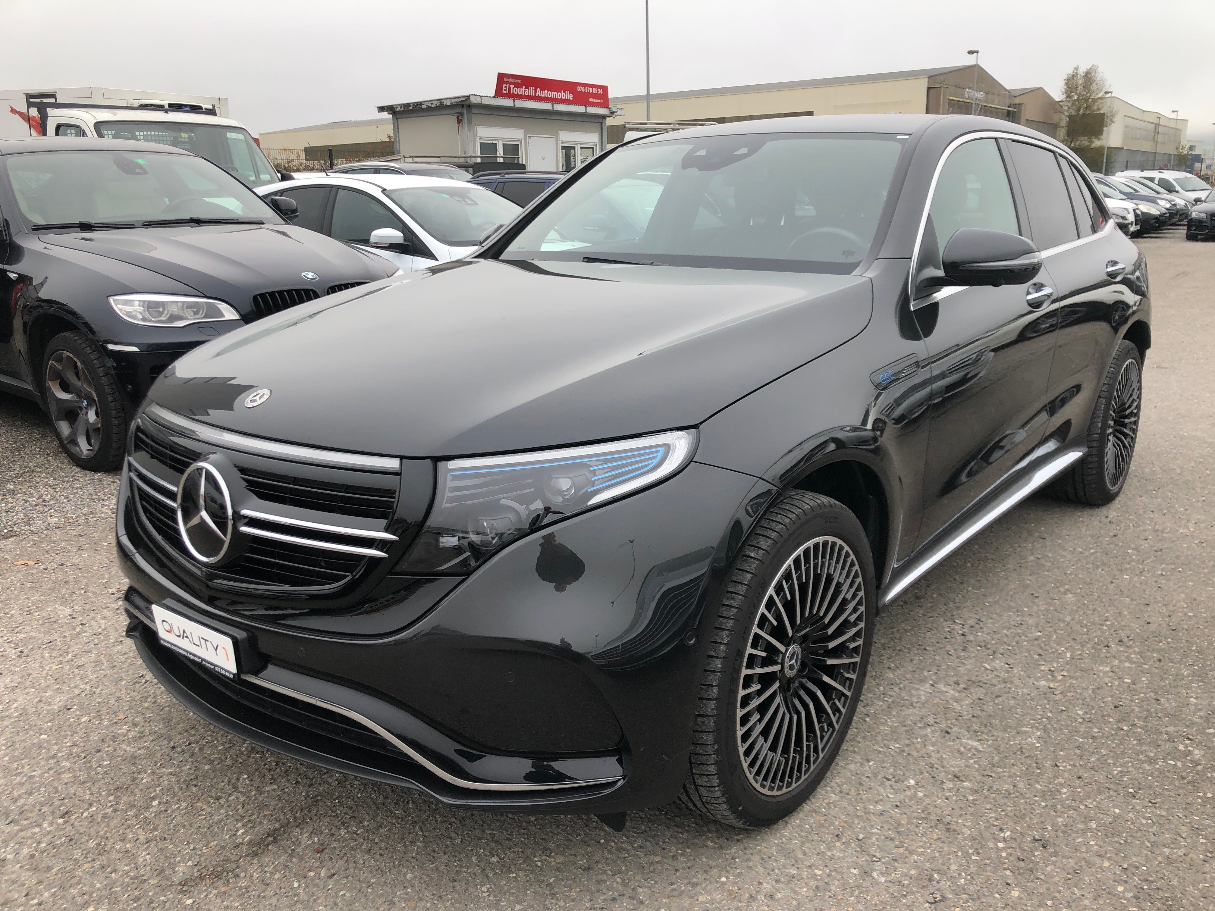 MERCEDES-BENZ EQC 400 AMG Line 4Matic