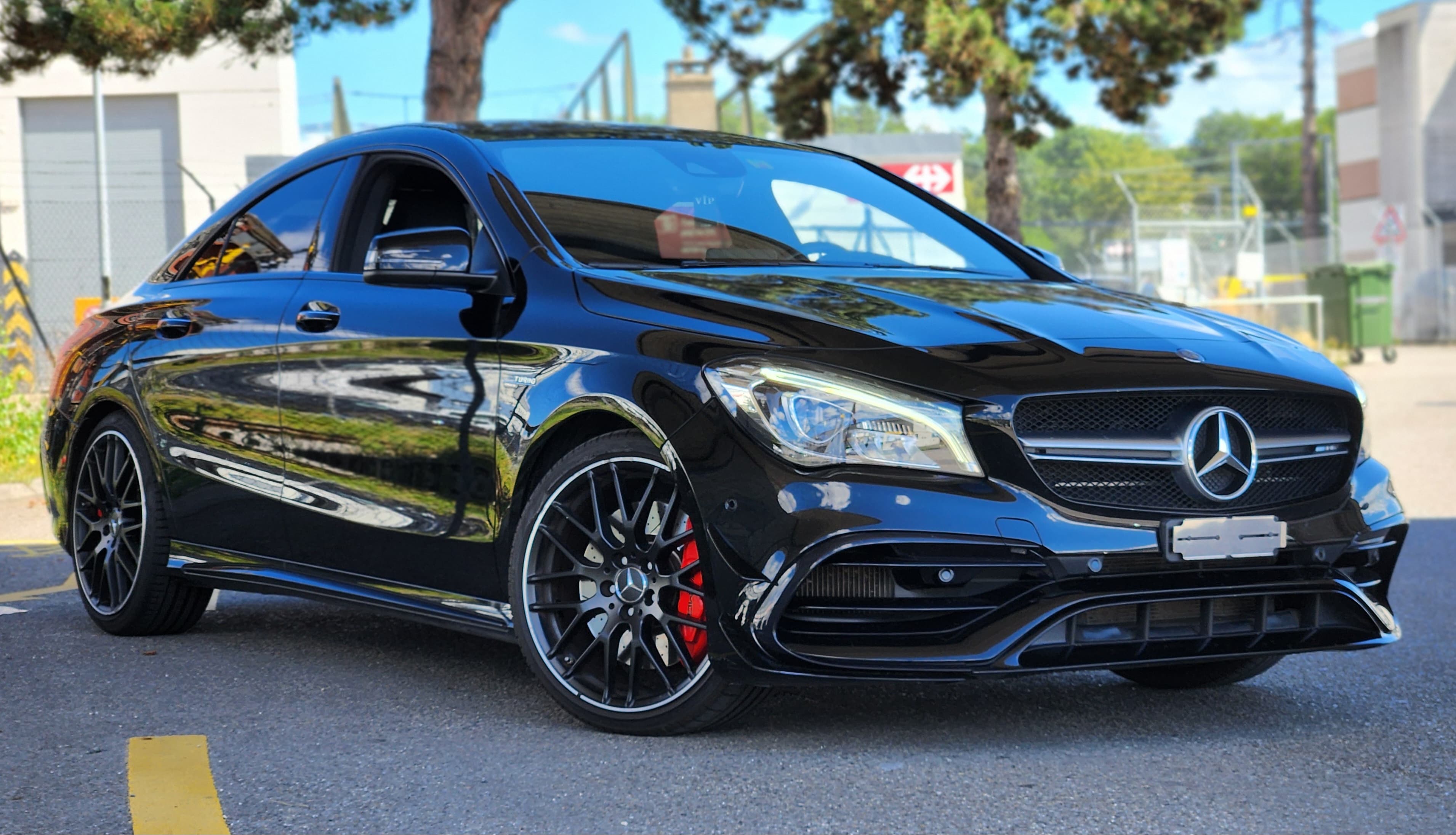 MERCEDES-BENZ CLA 45 AMG 4Matic Speedshift