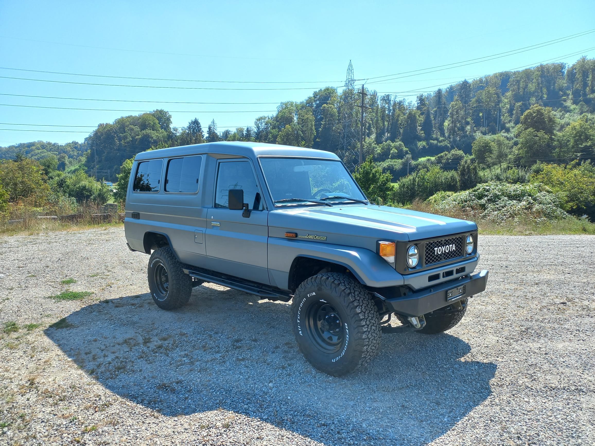 TOYOTA Land Cruiser 400 Hdt Long 4.2D