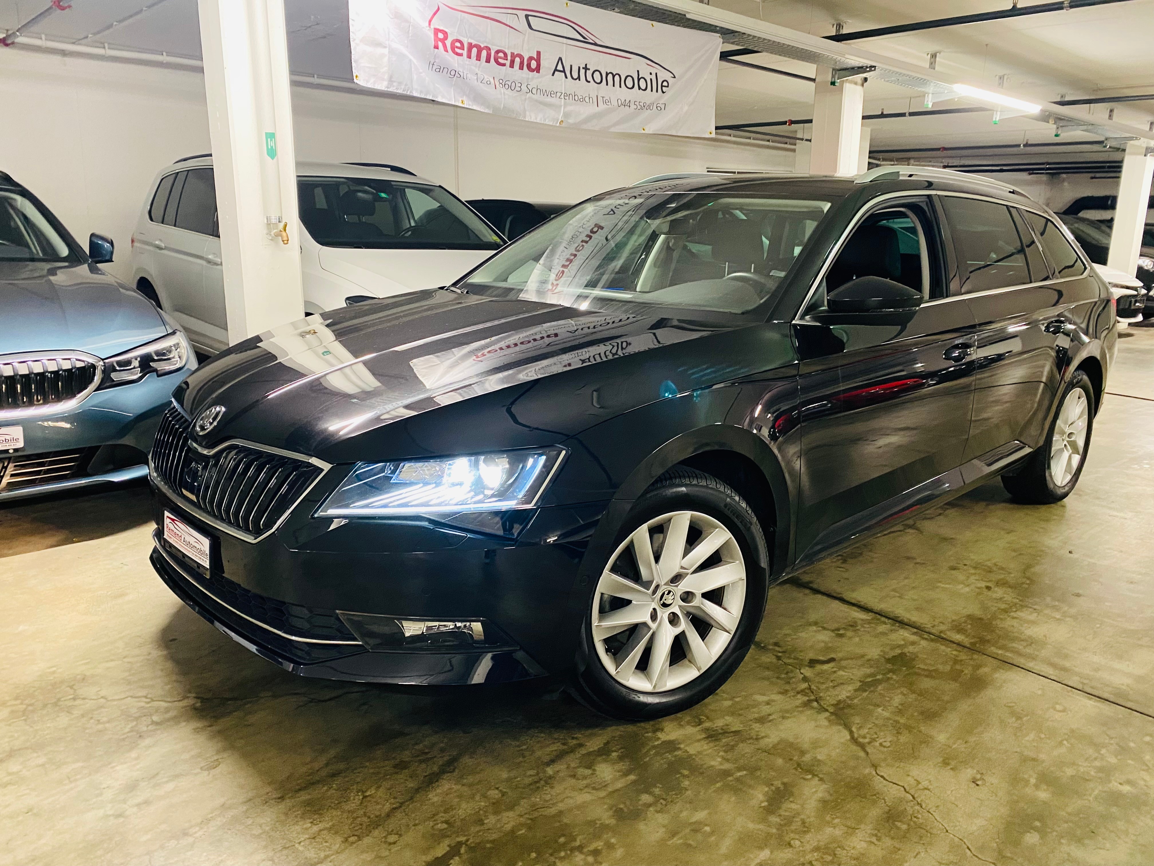 SKODA Superb Combi 2.0 TDi Style 4x4 DSG