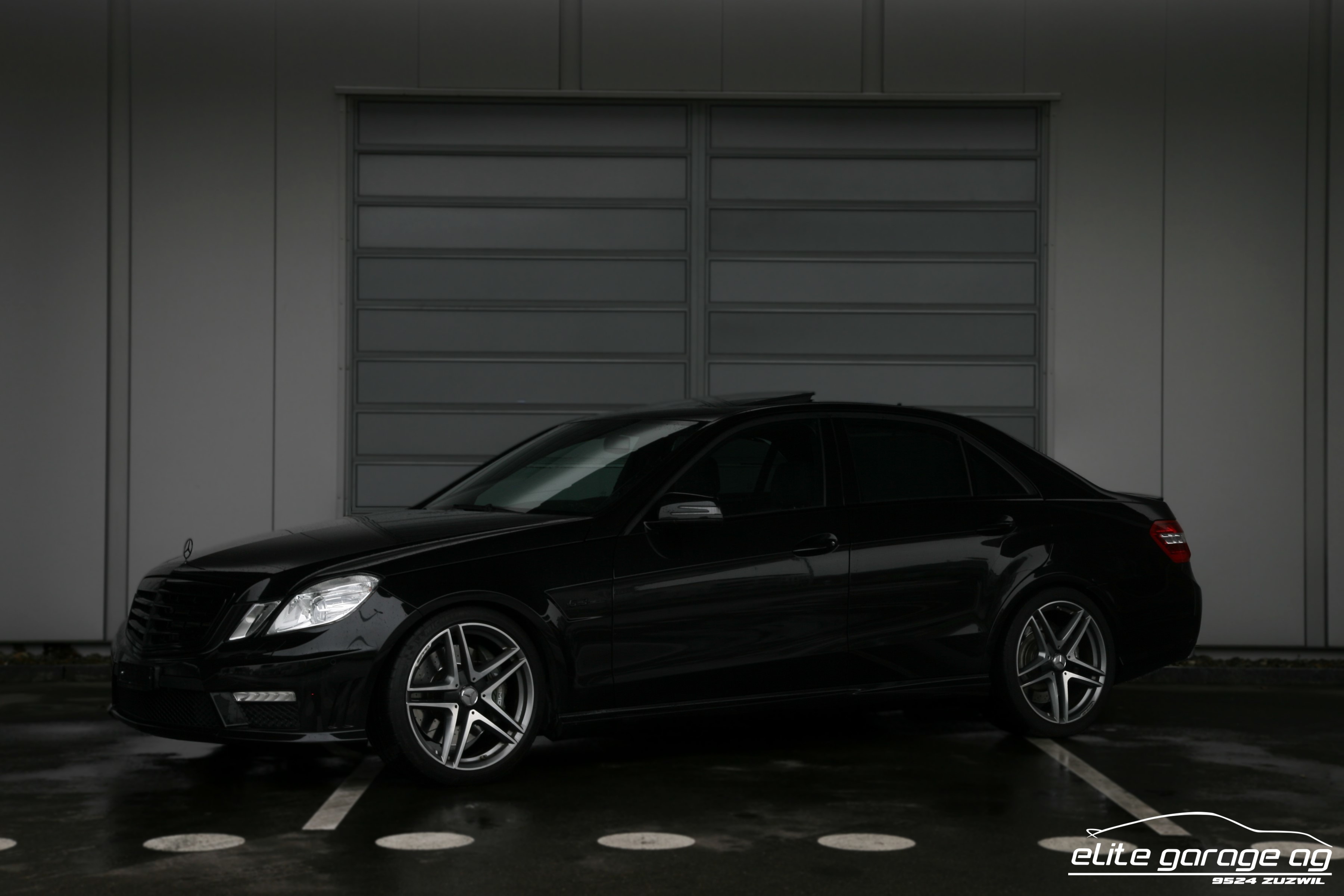 MERCEDES-BENZ E 63 AMG Speedshift MCT ALL BLACK